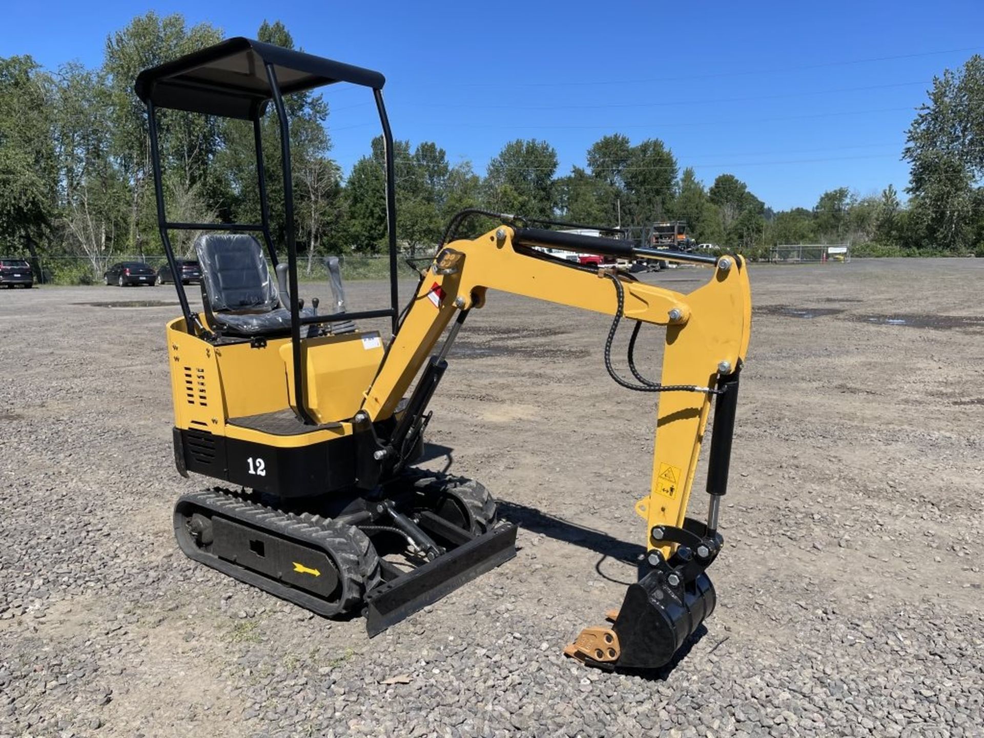 2021 AGrotk YM10 Mini Hydraulic Excavator - Image 2 of 19