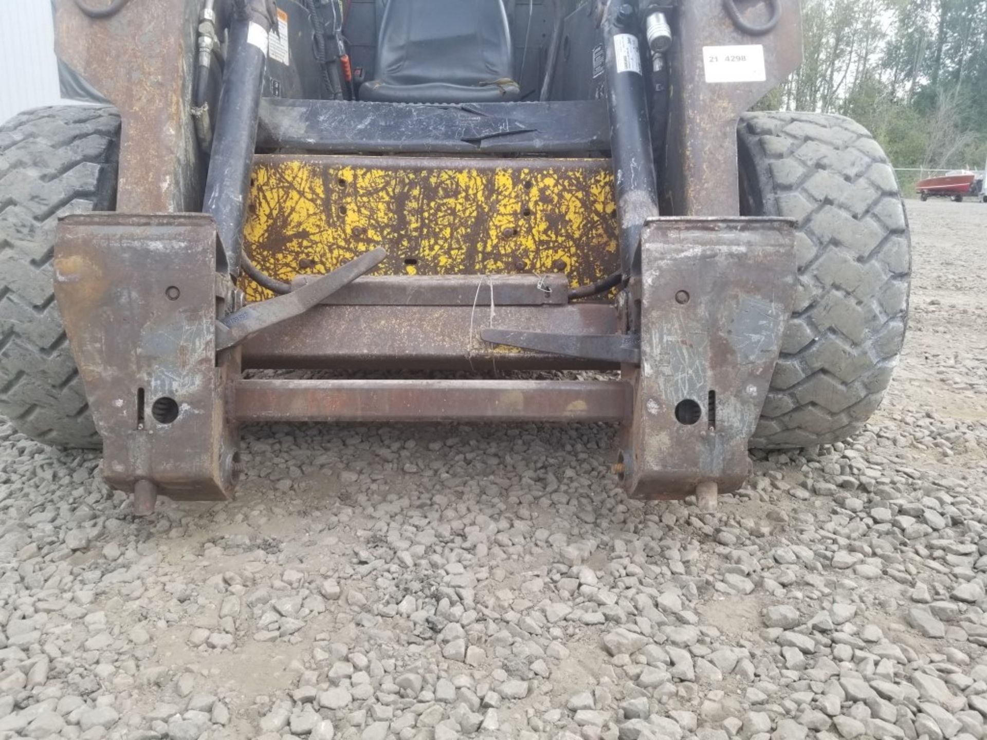 2005 New Holland LS170 Skid Steer Loader - Image 6 of 17