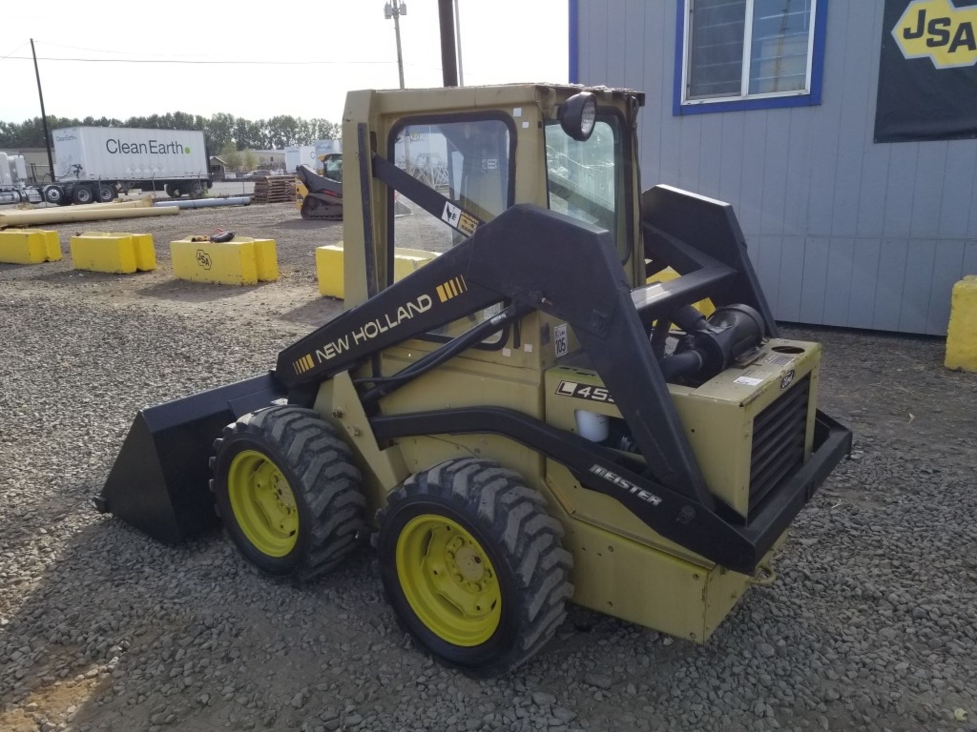 1988 New Holland L455 Skid Steer Loader - Image 4 of 20