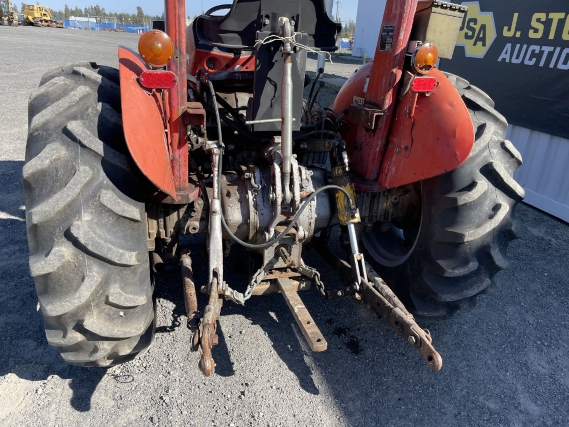 Massey Ferguson Z45 Utility Tractor - Image 10 of 17