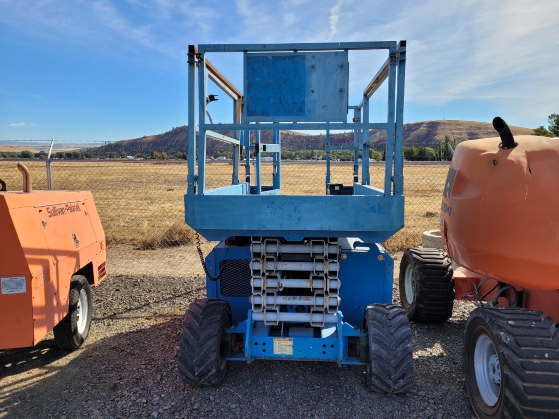 2006 Genie GS-3268 4x4 Scissor Lift - Image 4 of 20