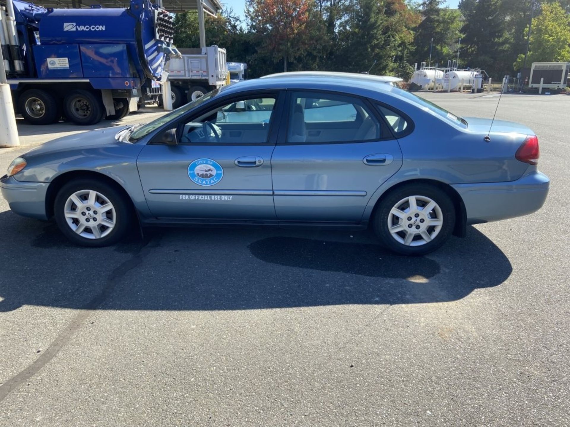 2007 Ford Taurus SE Sedan - Image 3 of 13