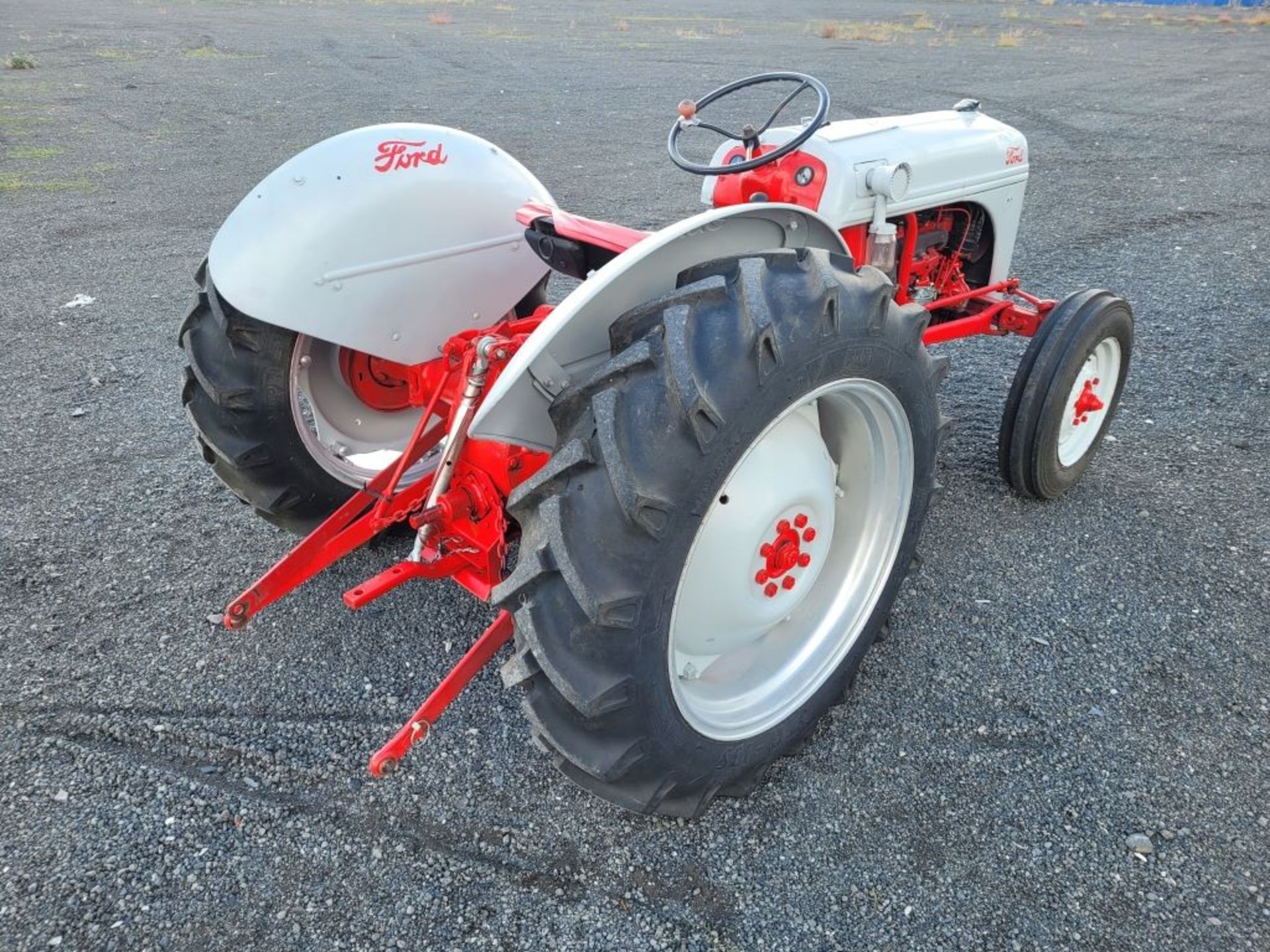 1951 Ford 8N-B Utility Tractor - Image 5 of 38