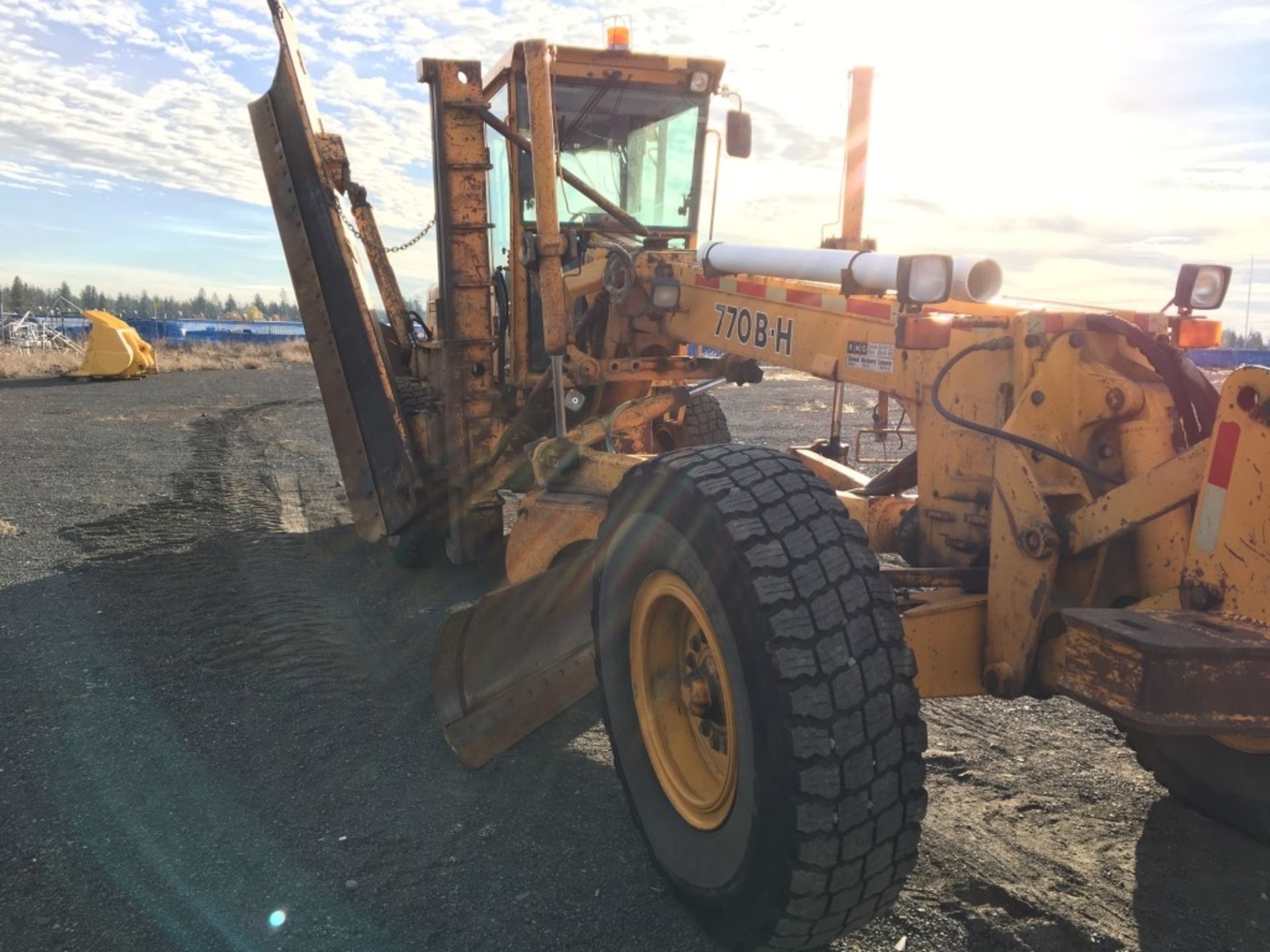 1991 John Deere 770BH Motorgrader - Image 7 of 38