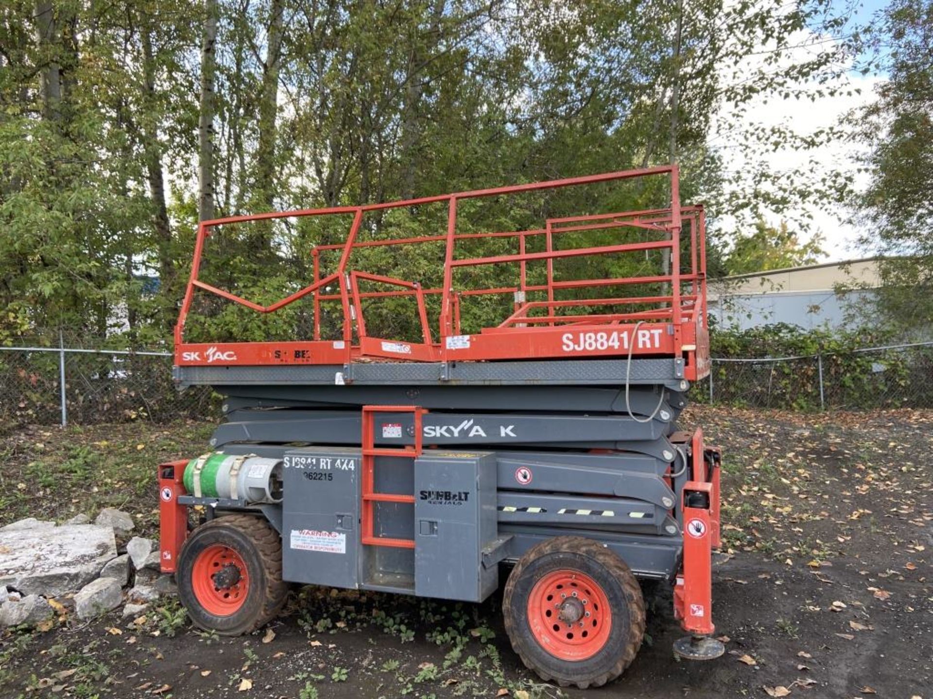 Skyjack SJ8841RT 4x4 Rough Terrain Scissor Lift - Image 2 of 10