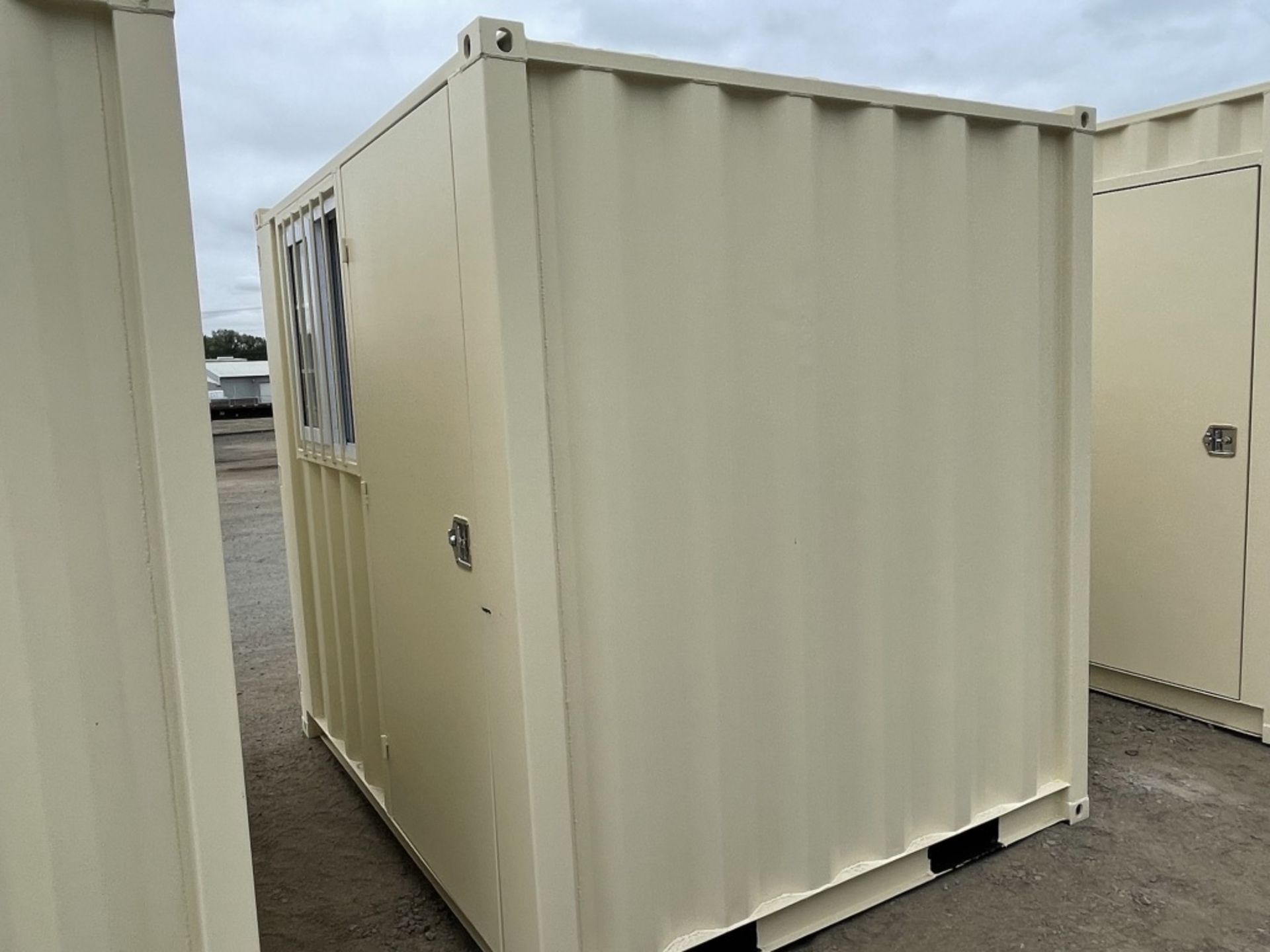 2021 8' Shipping Container - Image 4 of 6