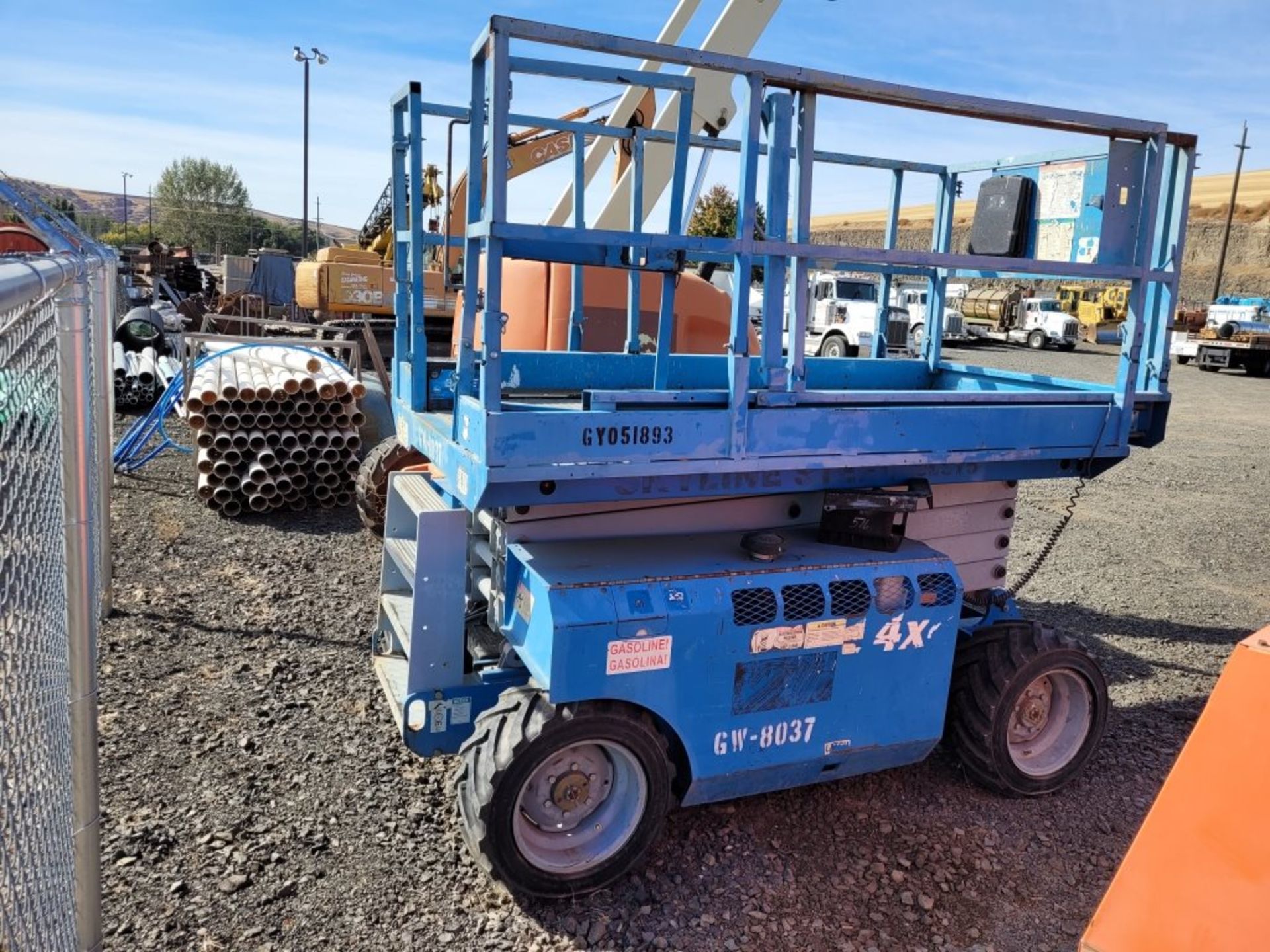 2006 Genie GS-3268 4x4 Scissor Lift - Image 2 of 20