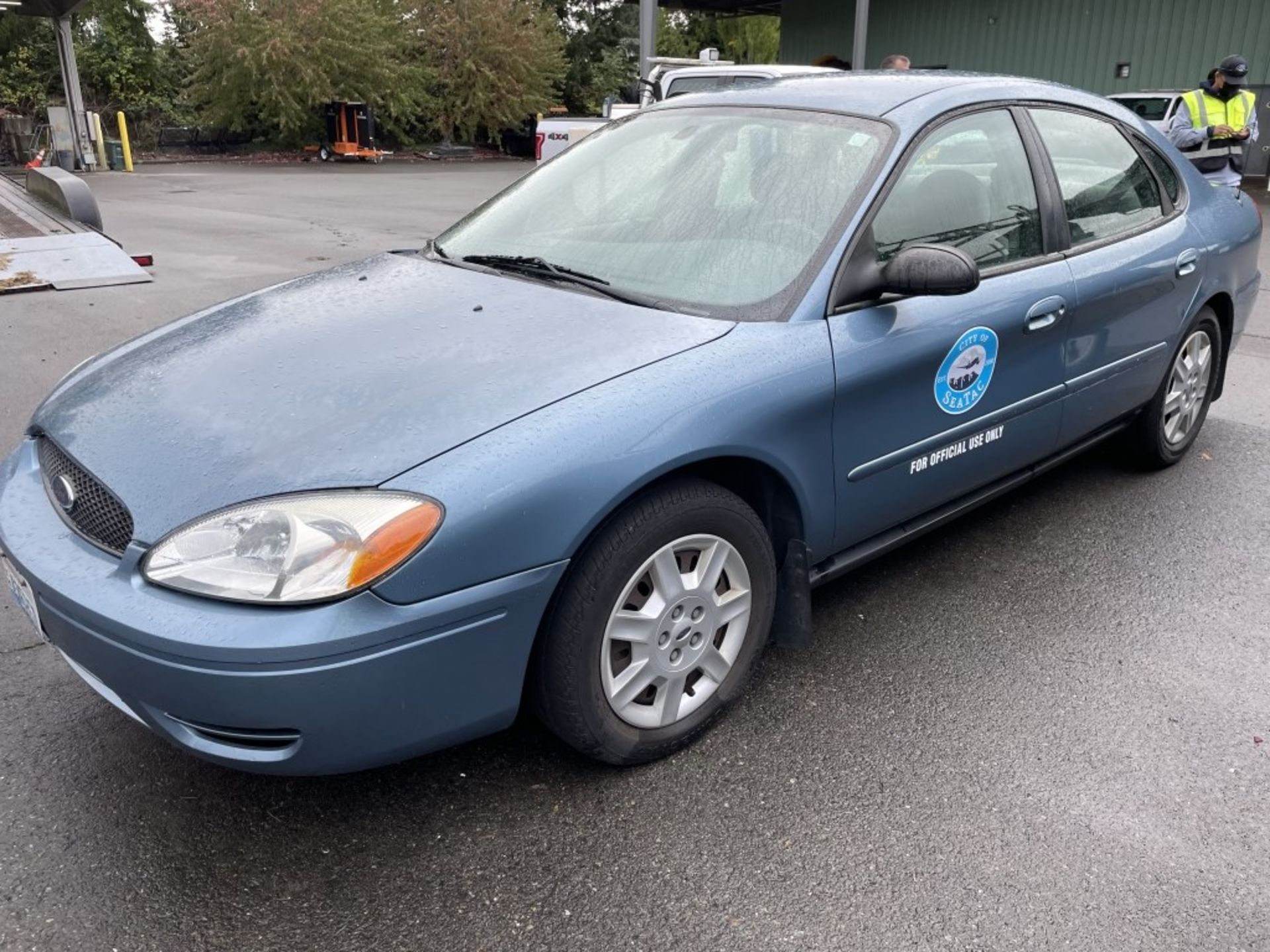 2007 Ford Taurus SE Sedan