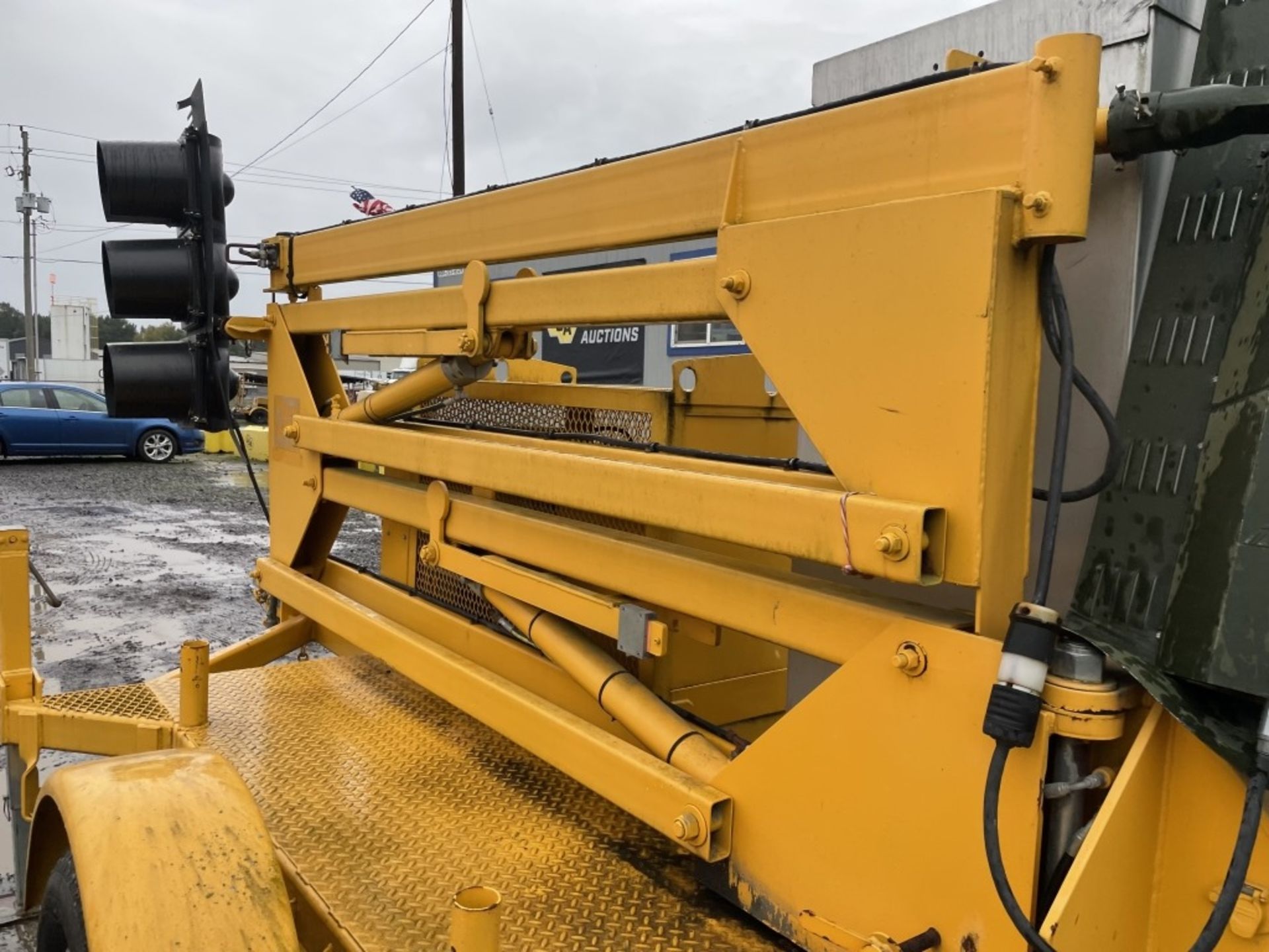 Nevada Dot Towable Traffic Signal Set - Image 21 of 27