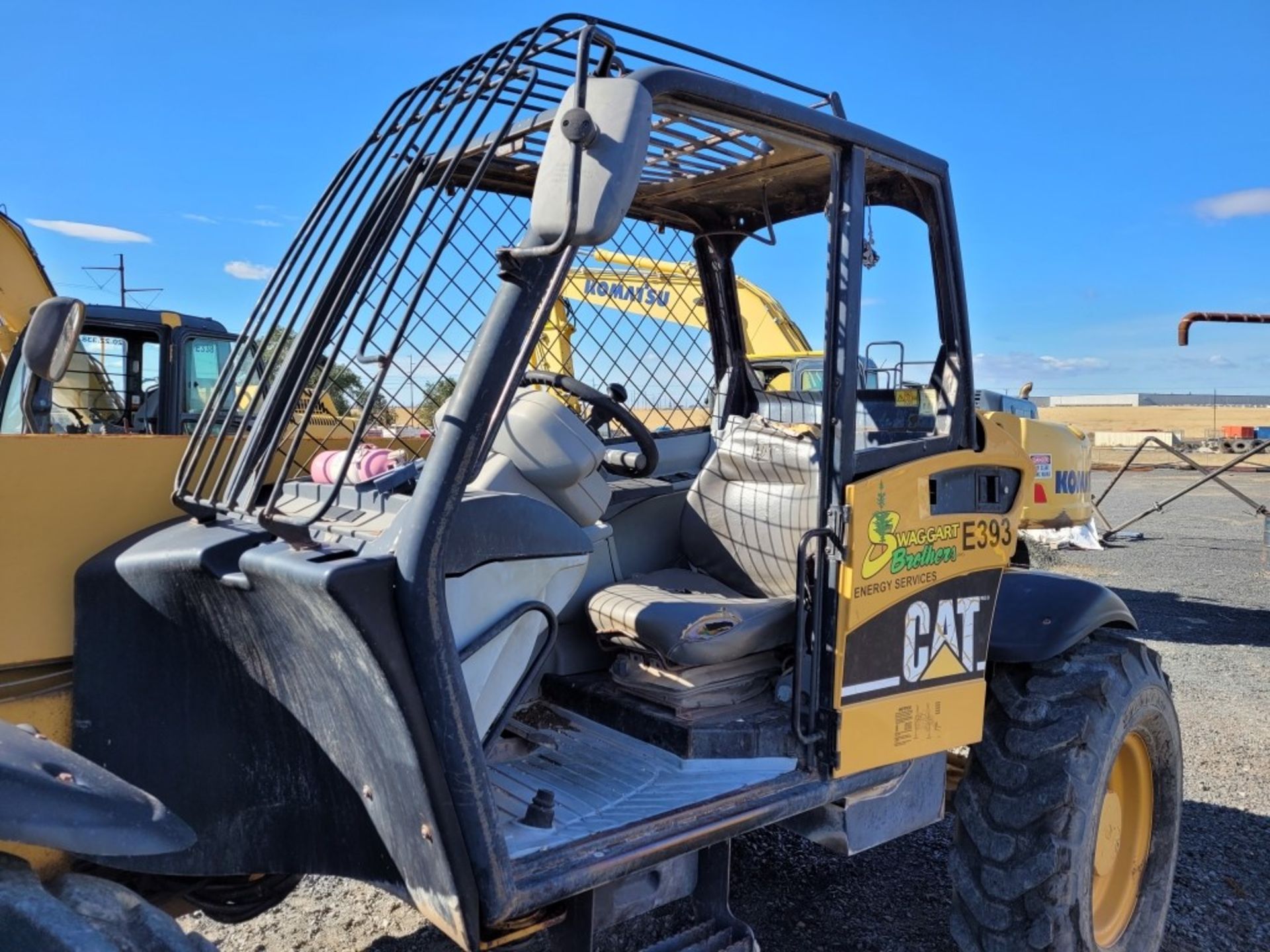 Caterpillar TH560B Telescopic Forklift - Image 23 of 33