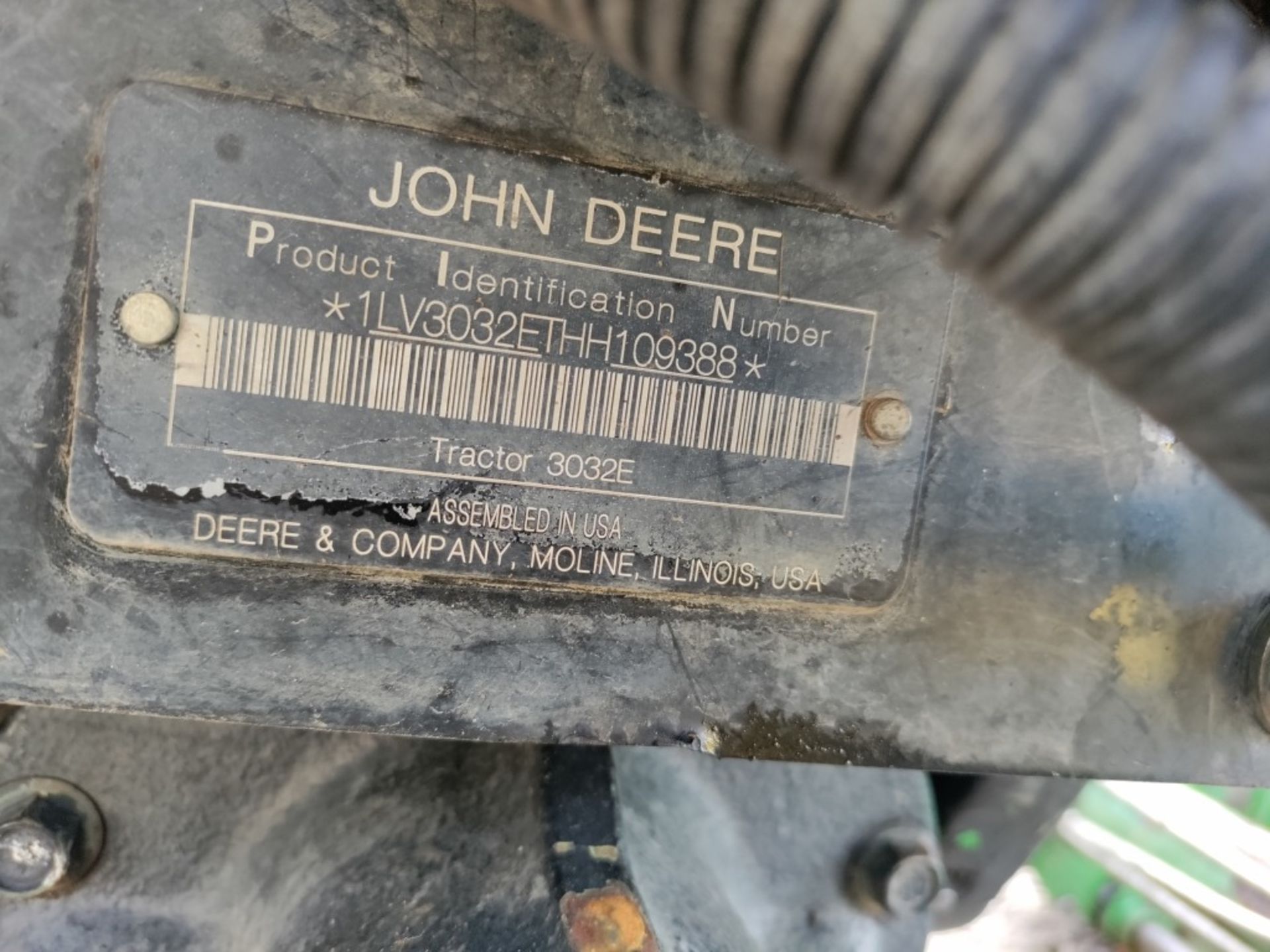John Deere 3032E 4x4 Utility Tractor - Image 14 of 18