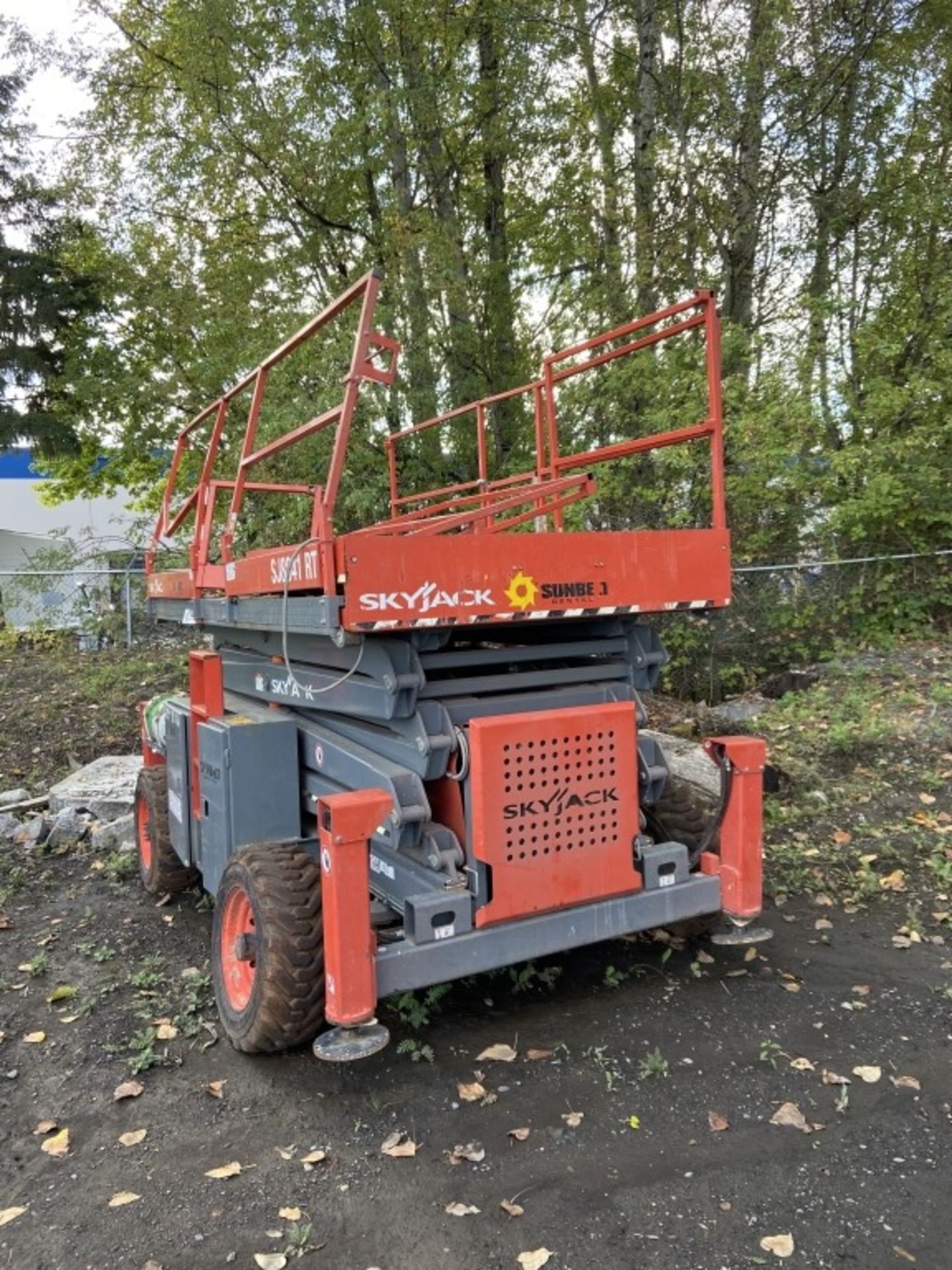 Skyjack SJ8841RT 4x4 Rough Terrain Scissor Lift