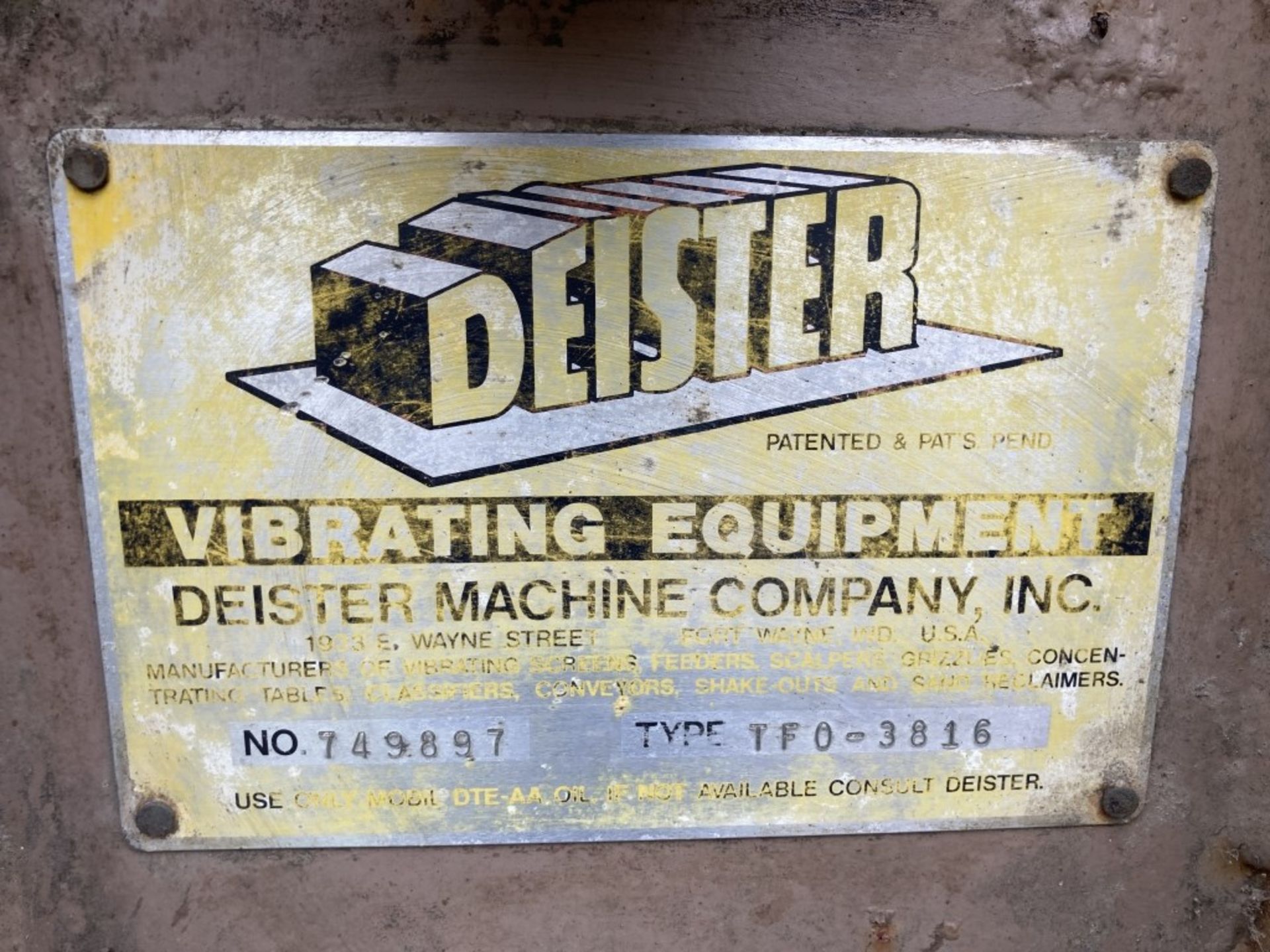 Deister Machine TFO-3816 3 Deck Vibratory Screen - Image 18 of 18