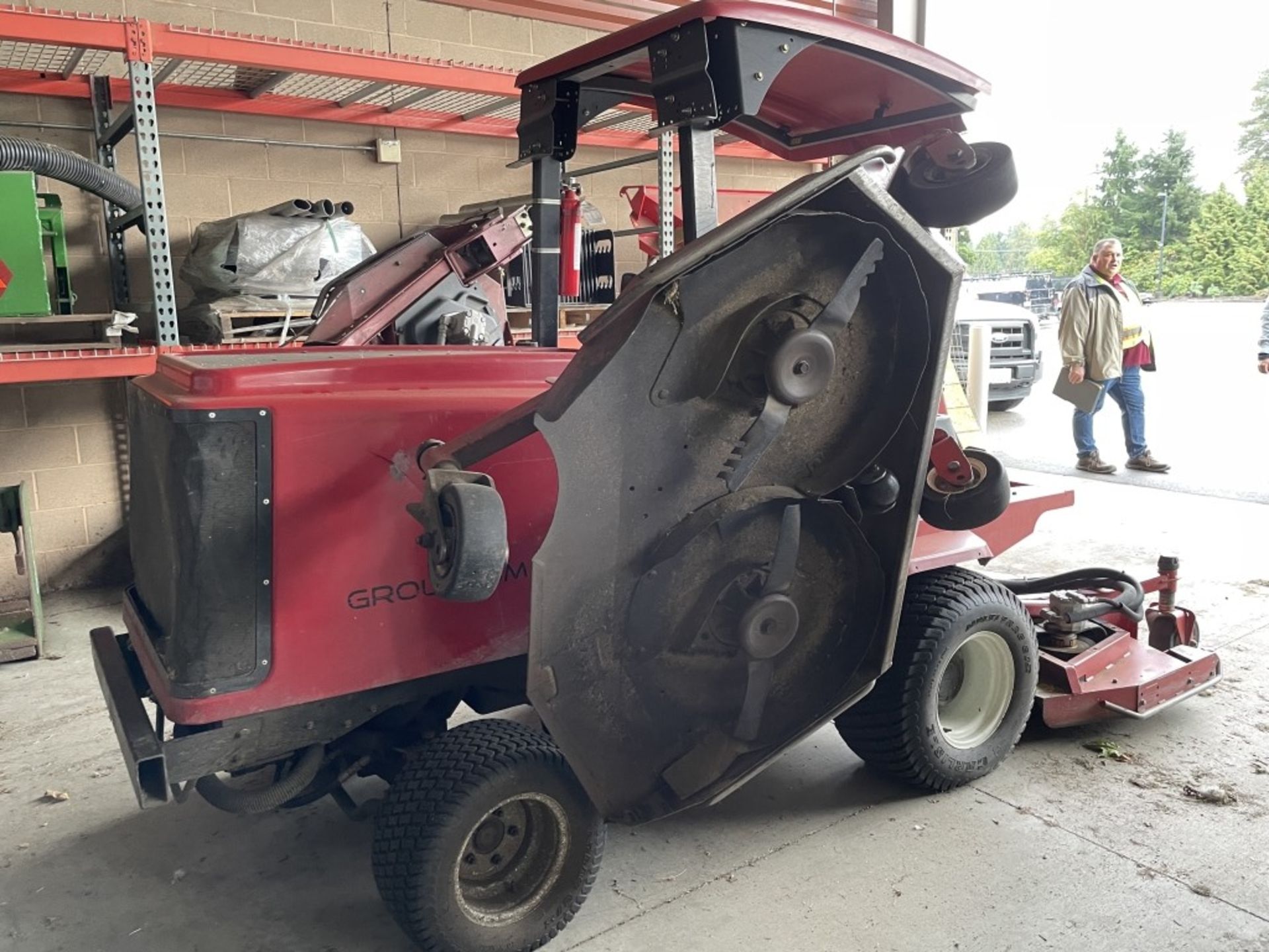 2009 Toro Groundsmaster 4000 4x4 Batwing Mower - Image 3 of 17