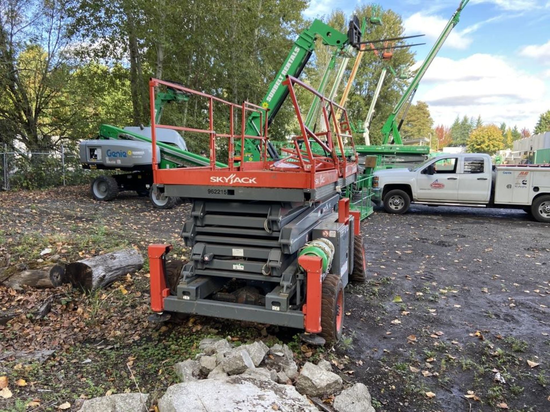 Skyjack SJ8841RT 4x4 Rough Terrain Scissor Lift - Image 3 of 10