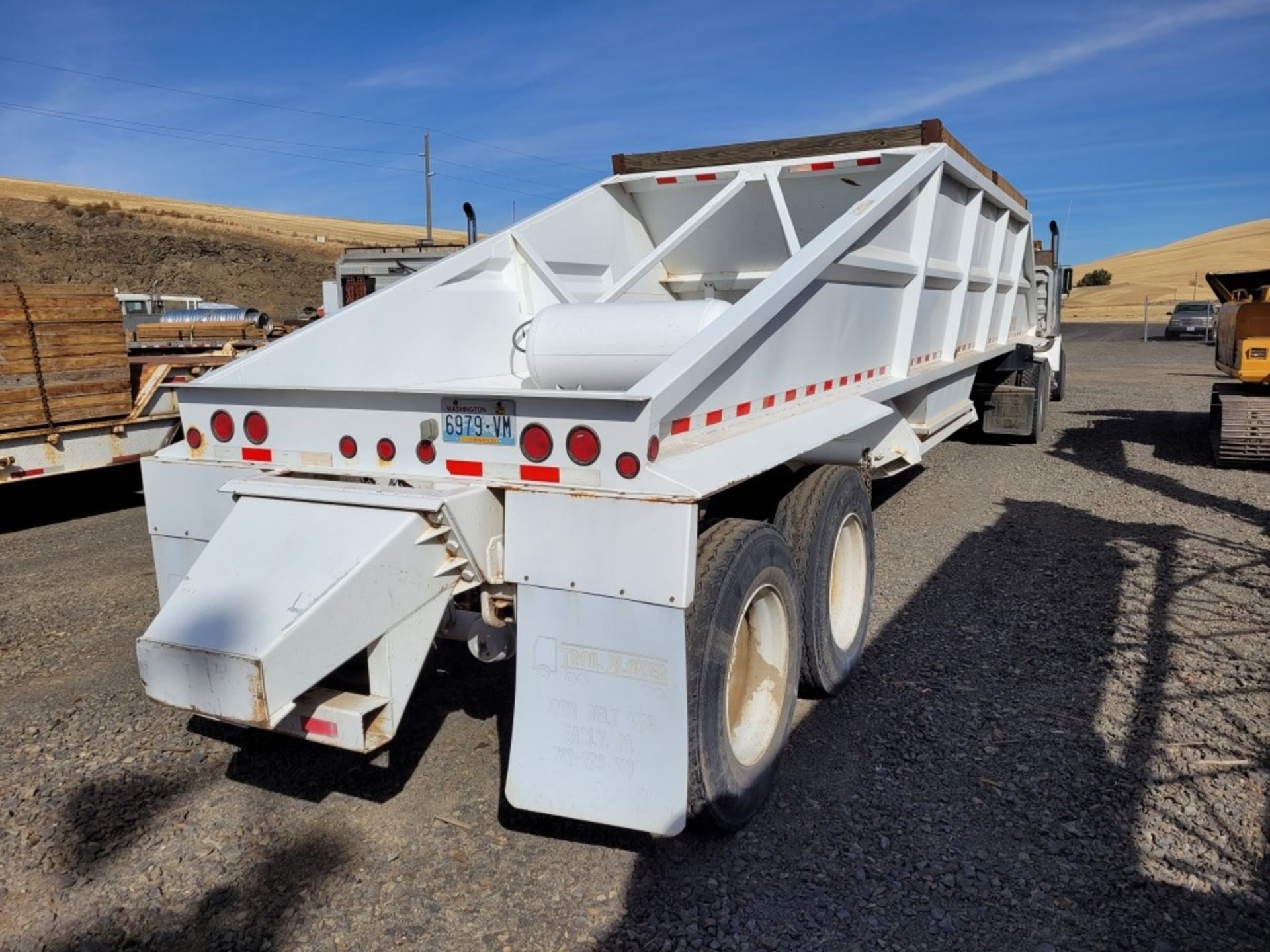 2001 Trailblazer T/A Belly Dump Trailer - Image 3 of 24