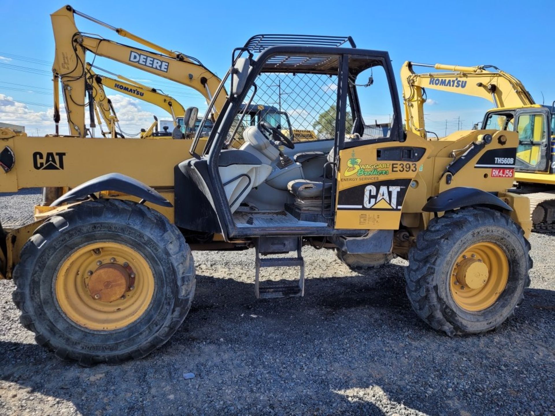 Caterpillar TH560B Telescopic Forklift - Image 3 of 33