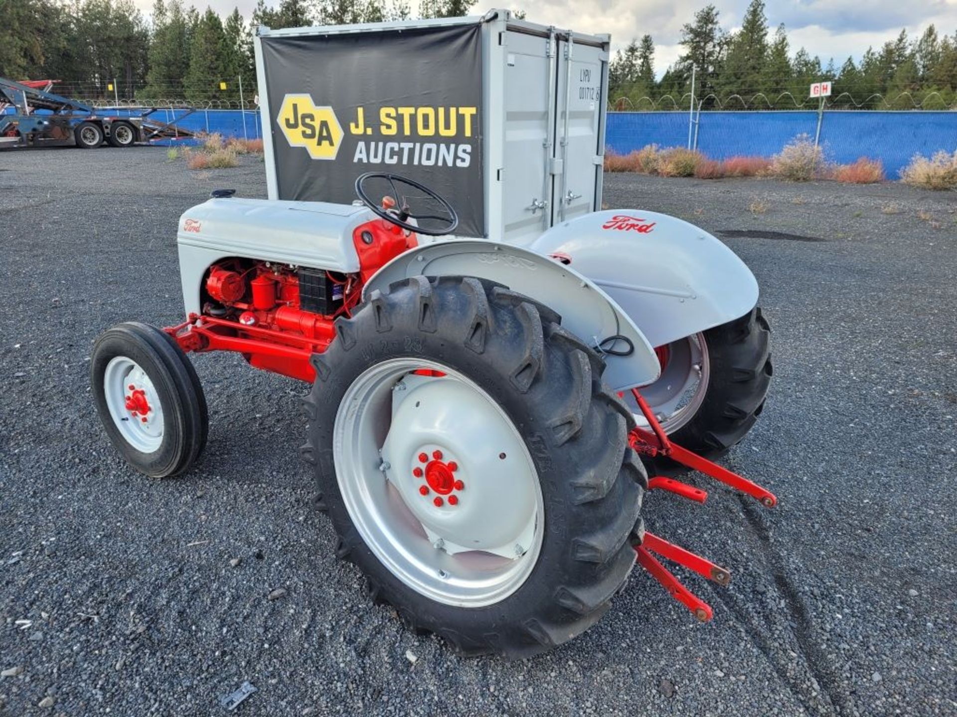 1951 Ford 8N-B Utility Tractor - Image 3 of 38