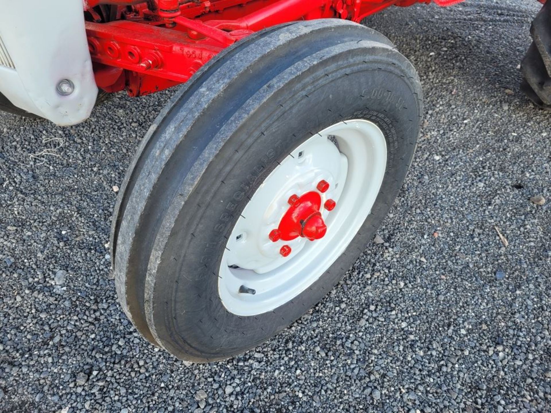 1951 Ford 8N-B Utility Tractor - Image 9 of 38