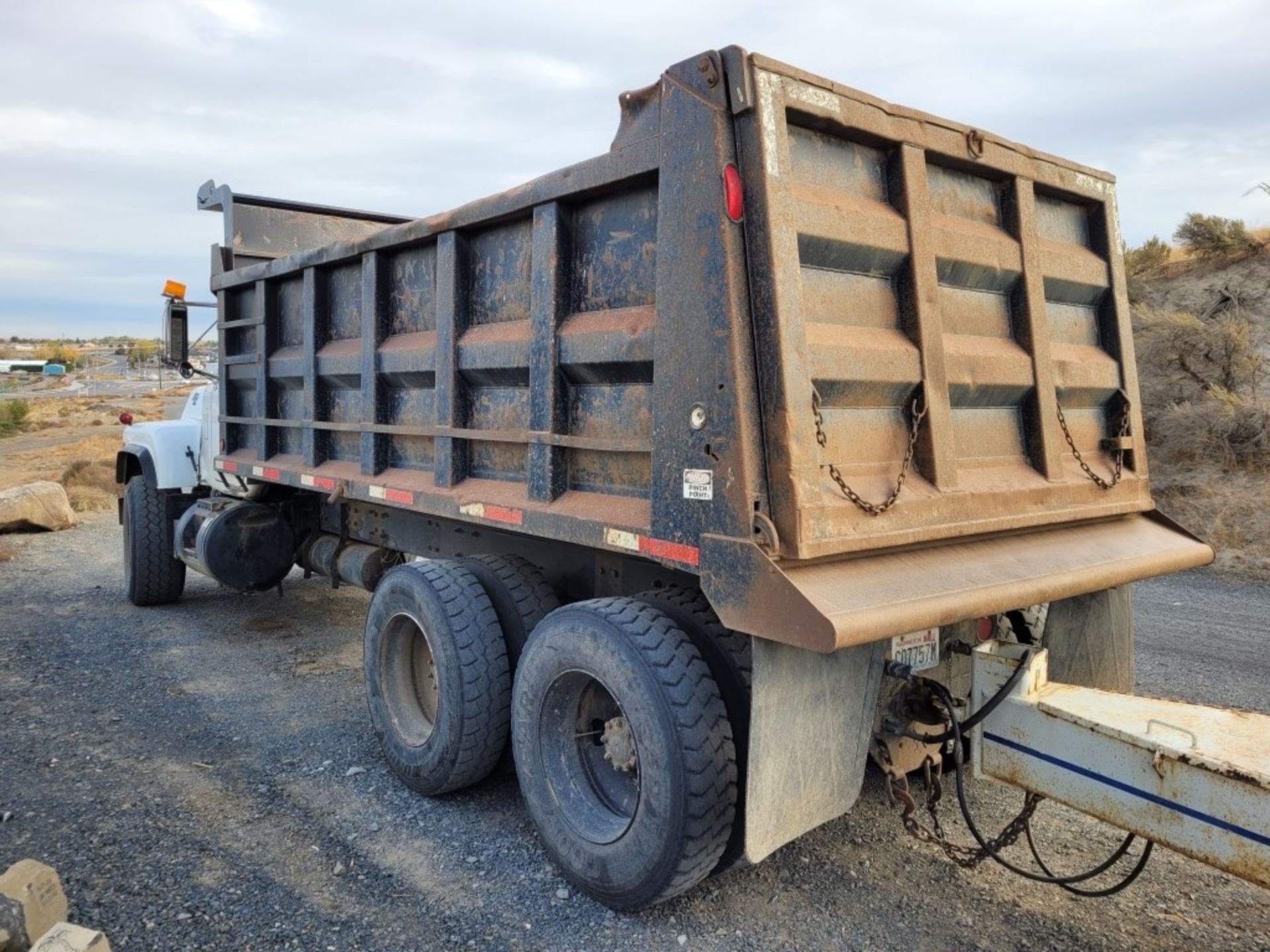 1989 Mack RD690S T/A Dump Truck - Image 4 of 42