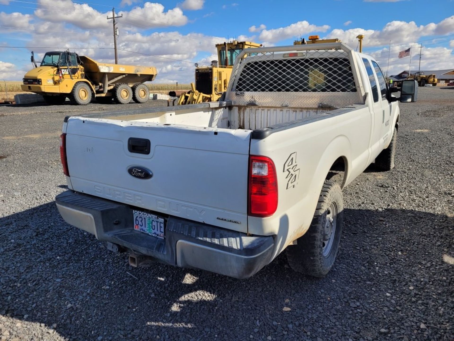 2014 Ford F250 XL SD 4x4 Extra Cab Pickup - Image 5 of 39