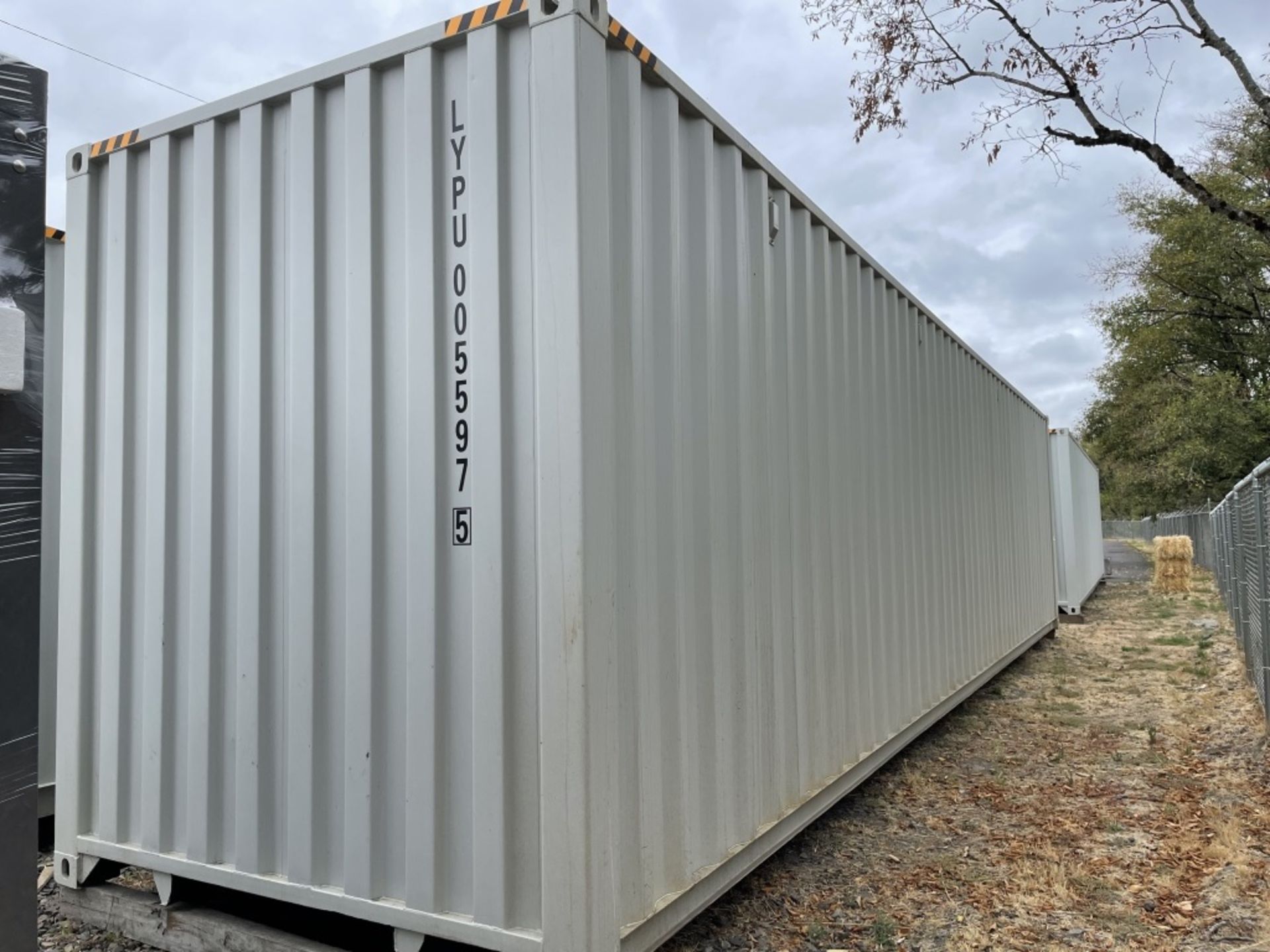 2021 40' Shipping Container - Image 3 of 5