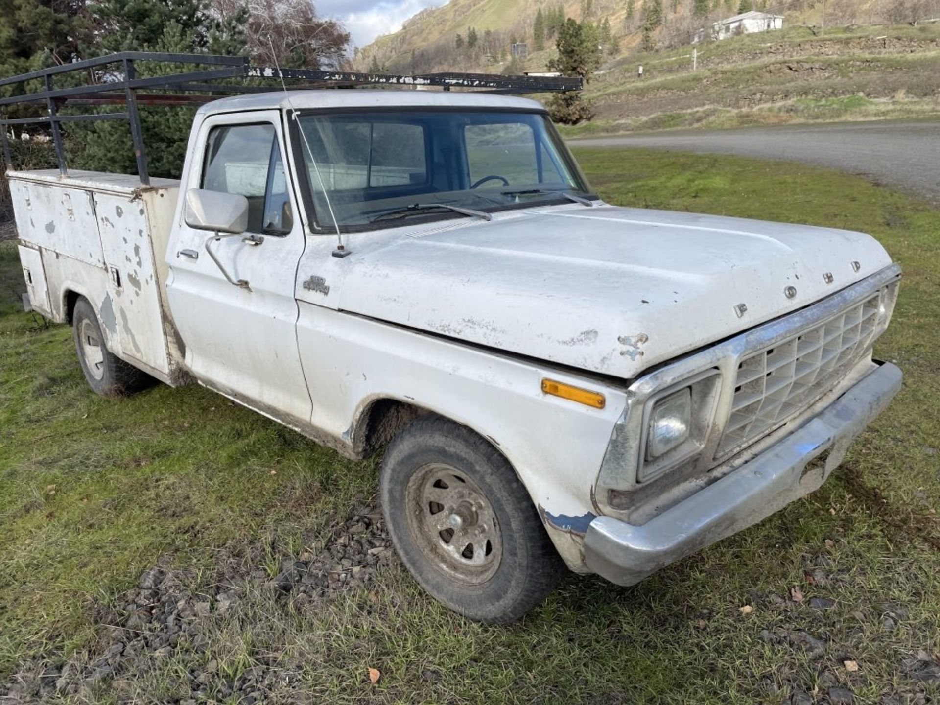 1975 Ford F150 Utility Truck - Image 6 of 11