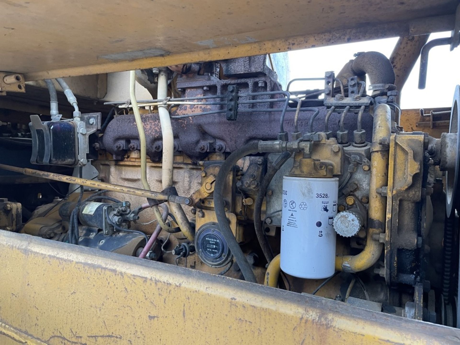 1972 Caterpillar 966C Wheel Loader - Image 19 of 29