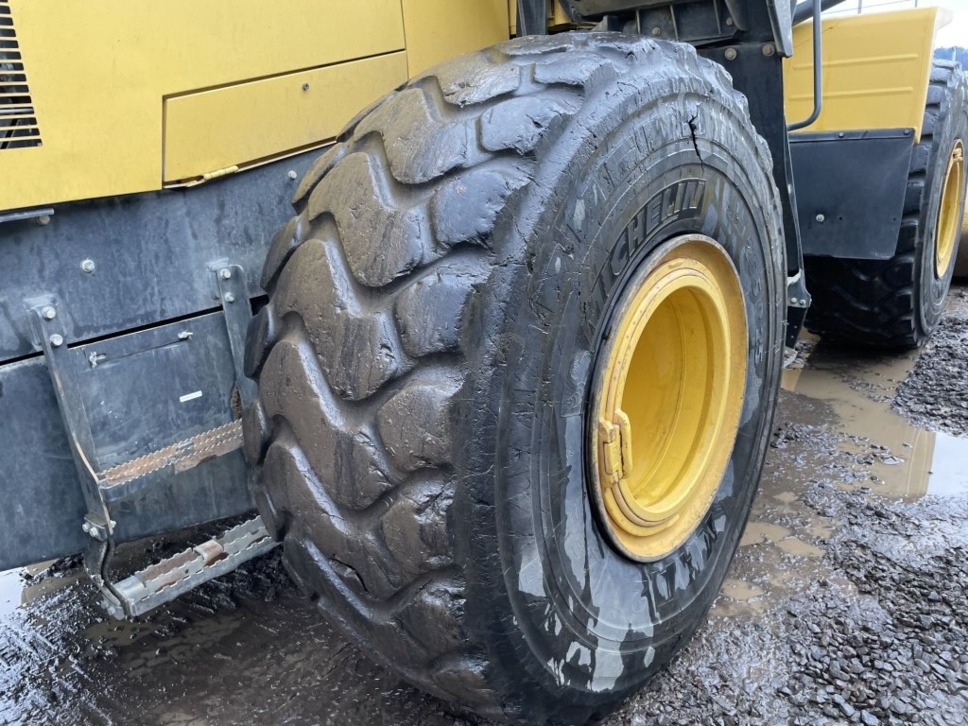 Komatsu WA470-7 Wheel Loader - Image 18 of 34