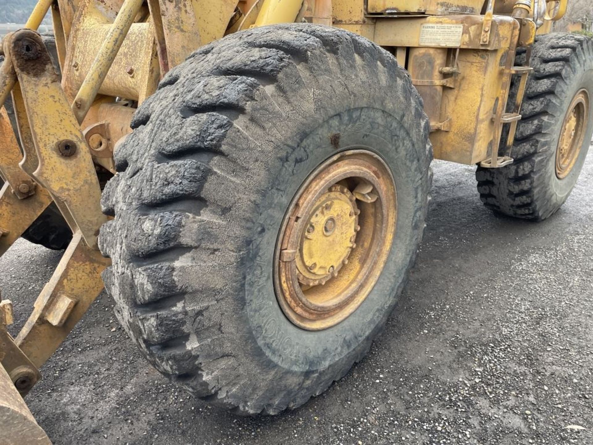 1972 Caterpillar 966C Wheel Loader - Image 13 of 29