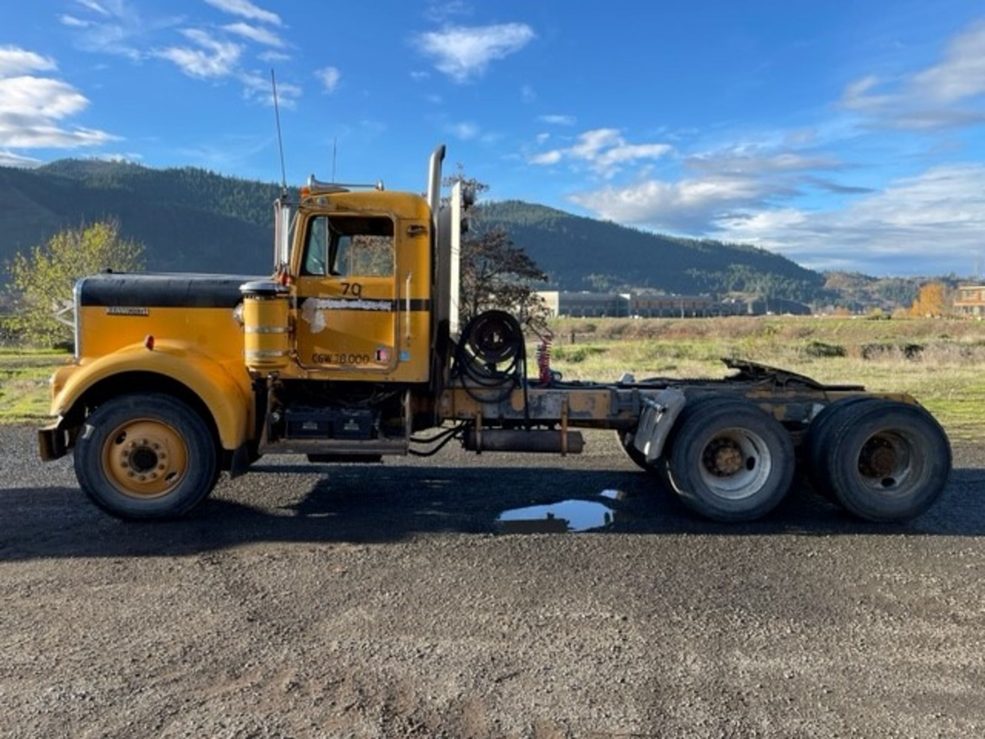 Kenworth W900A T/A Truck Tractor - Image 2 of 40