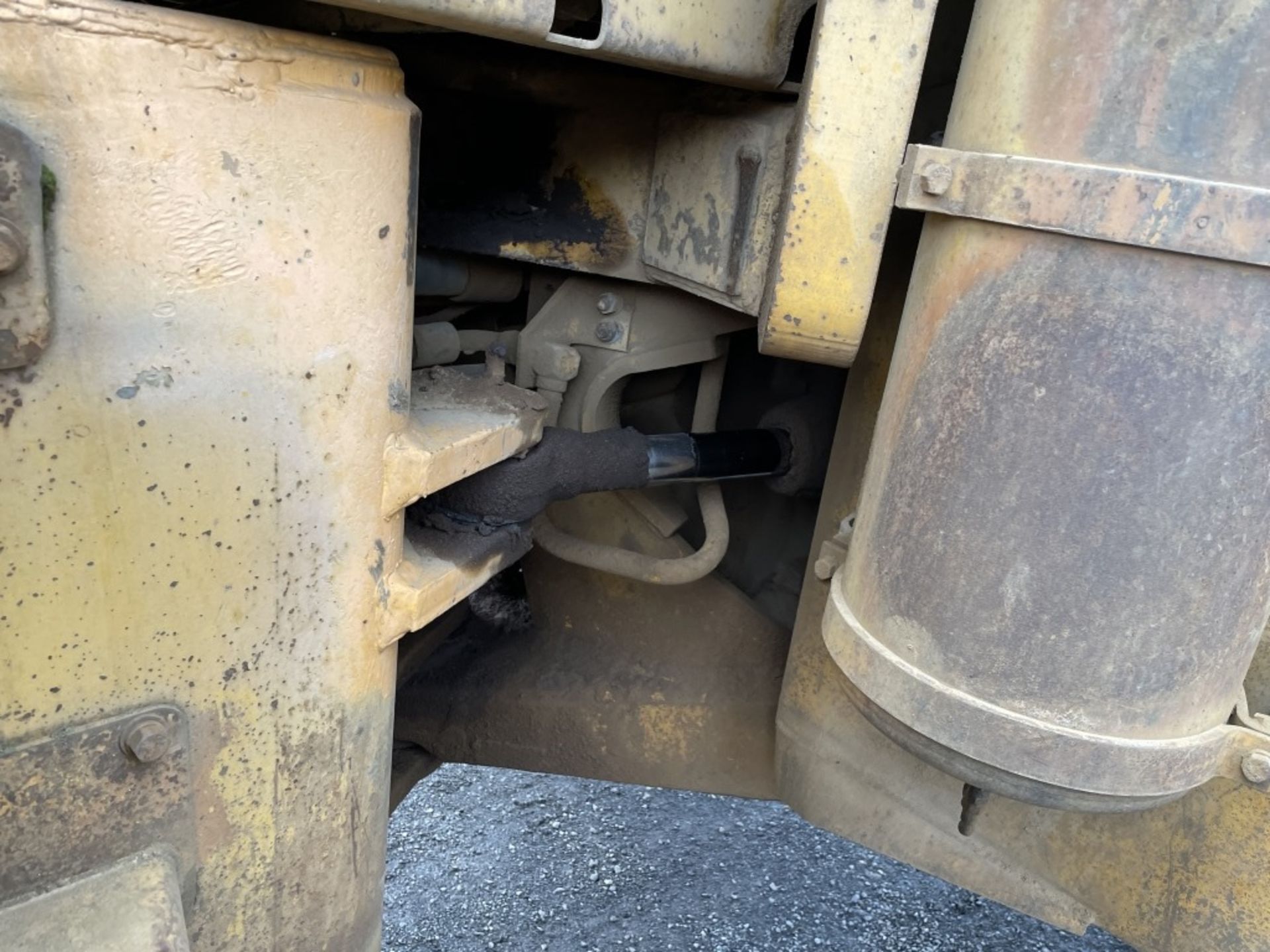 1972 Caterpillar 966C Wheel Loader - Image 18 of 29