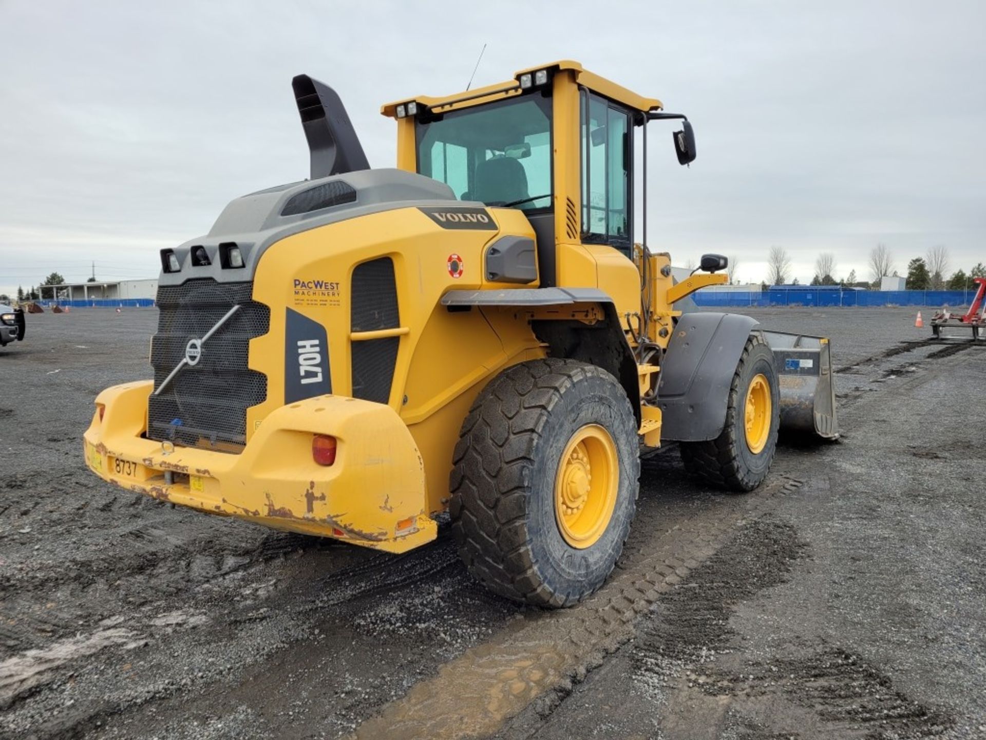 2016 Volvo L70H Wheel Loader - Image 5 of 48