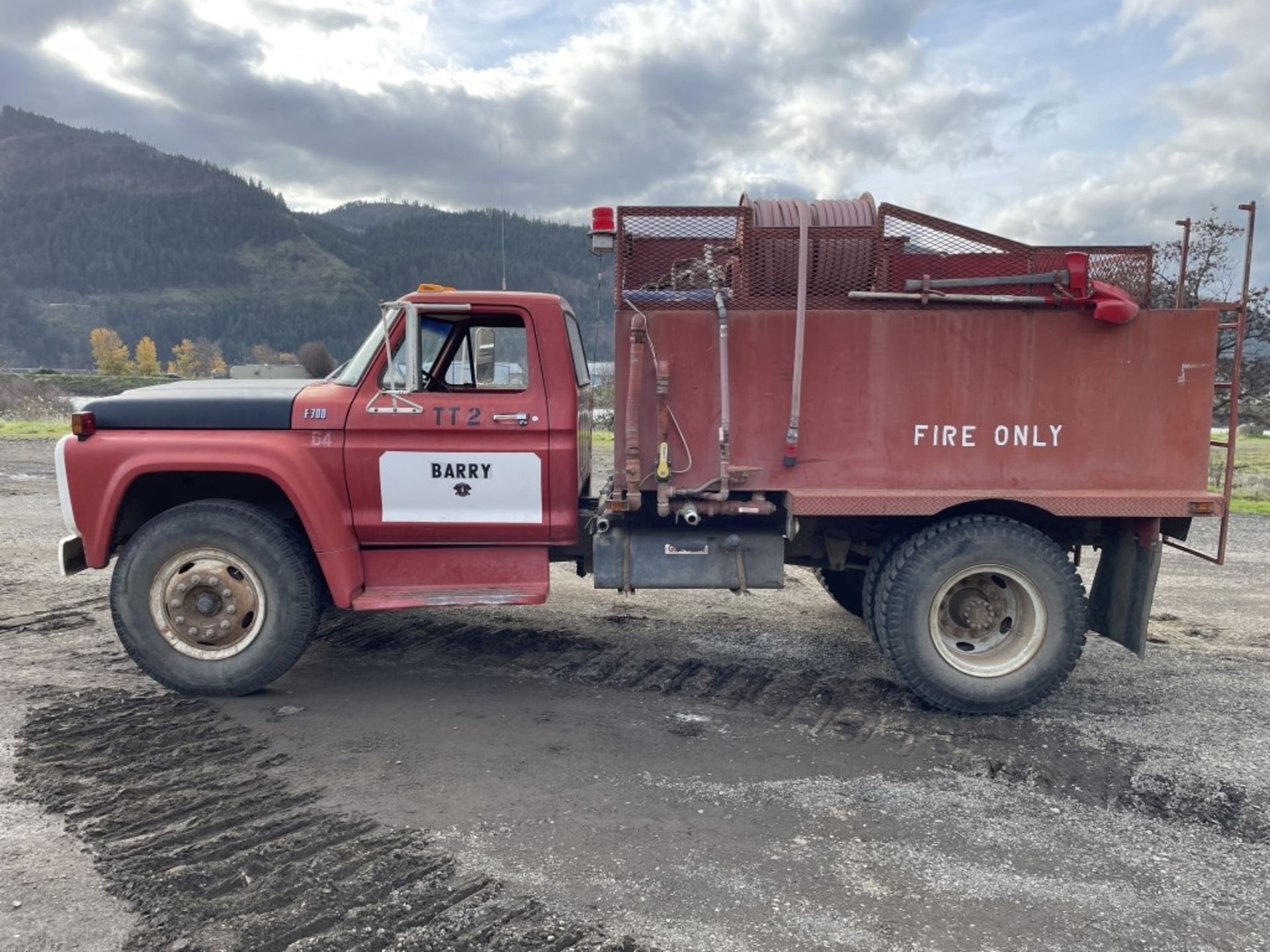1978 Ford F700 S/A Brush Truck - Image 2 of 30
