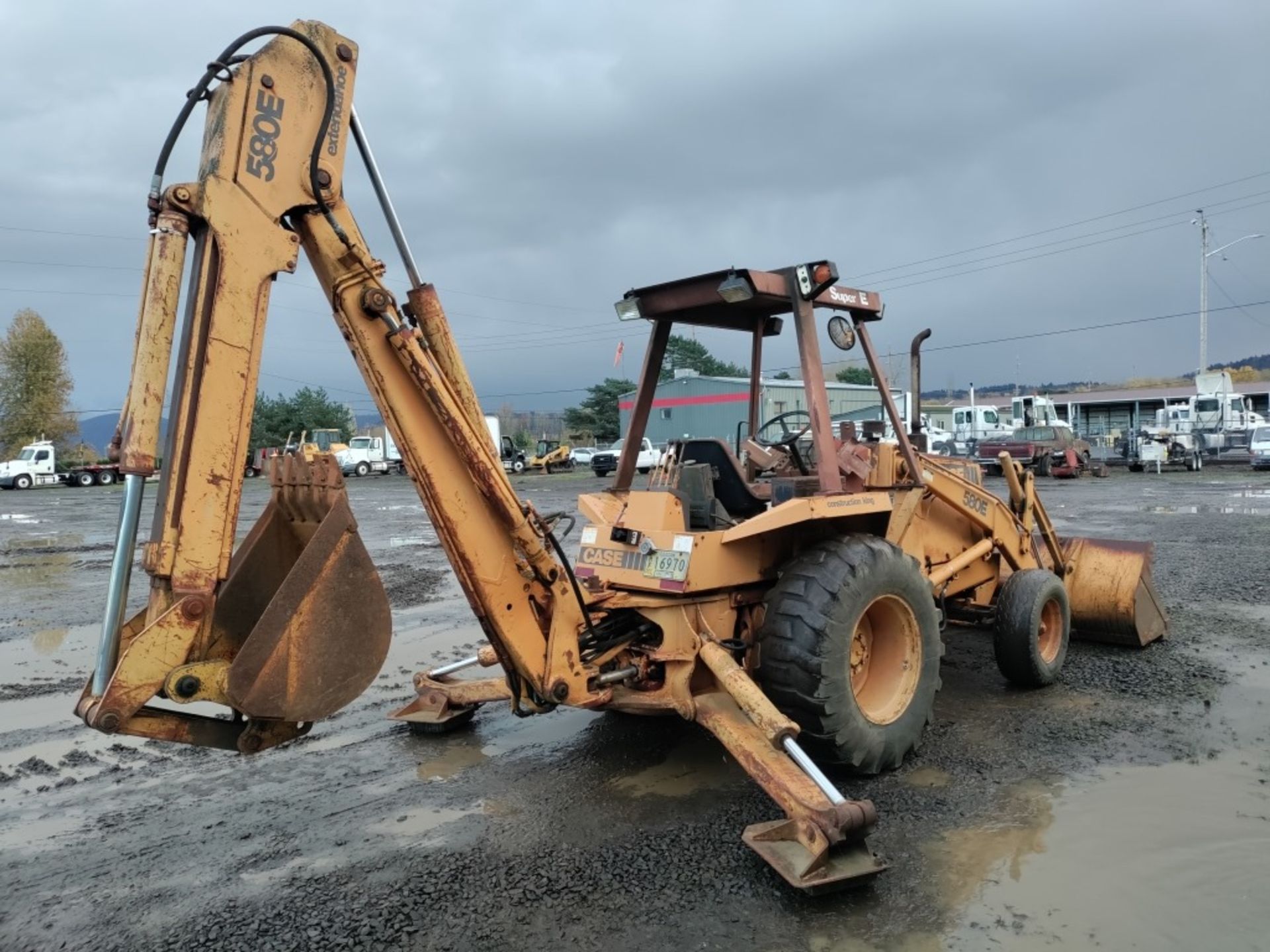 Case 580 Super E Loader Backhoe - Image 3 of 26