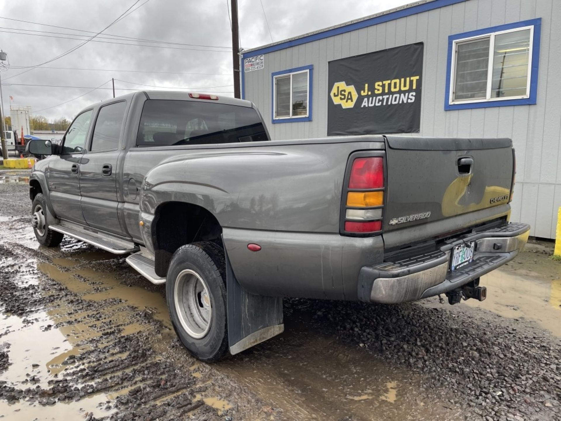 2002 Chevrolet 3500 LT Crew Cab Pickup - Image 4 of 22