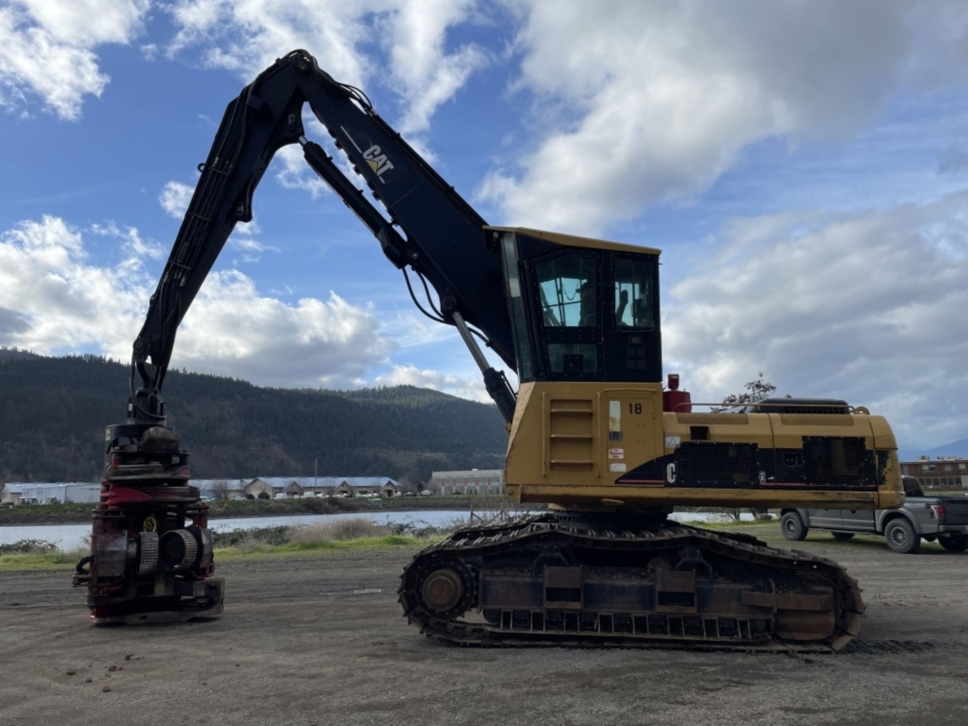 2006 Caterpillar 330C Processor - Image 2 of 82