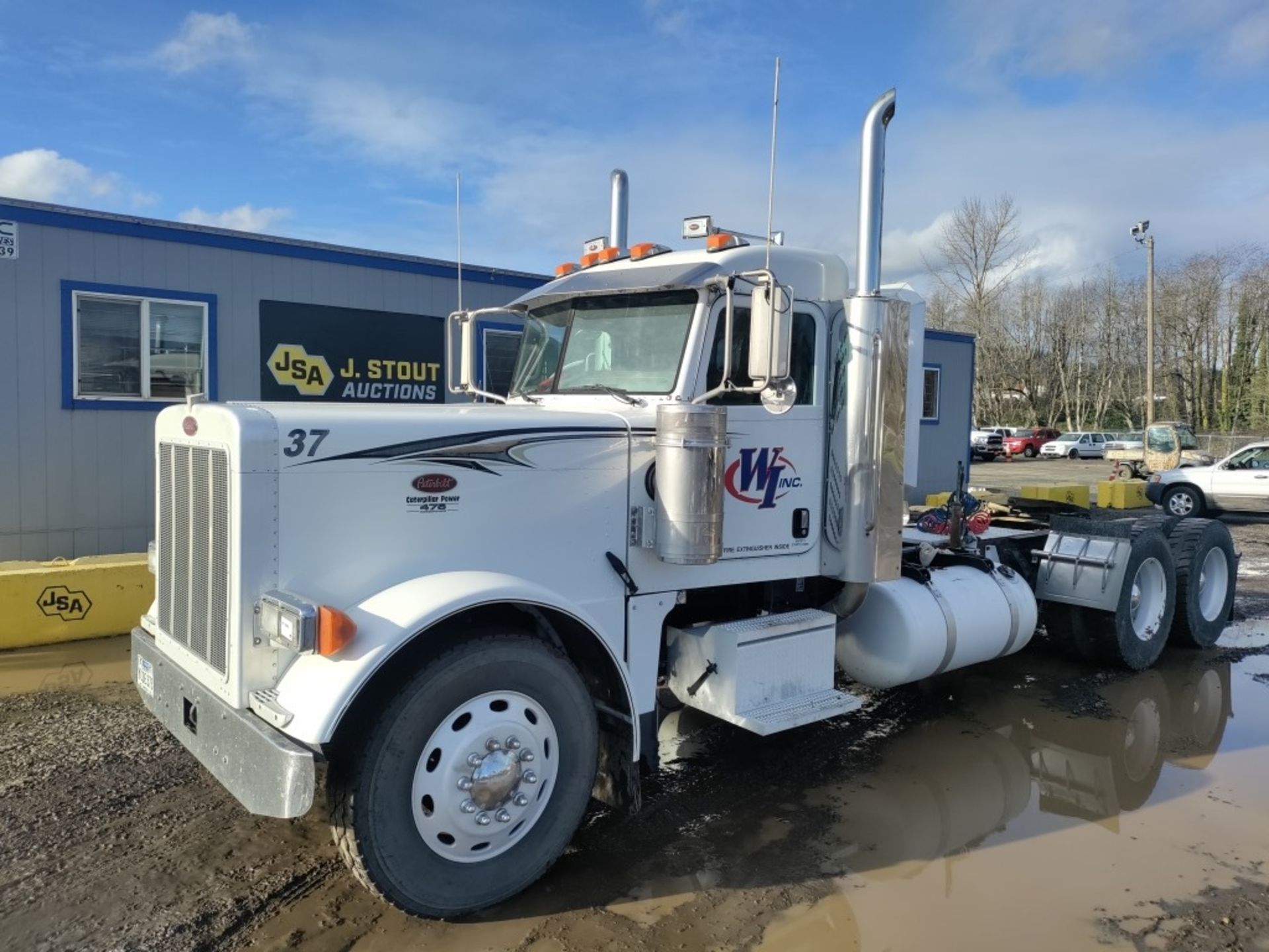 2006 Peterbilt 379 T/A Truck Tractor