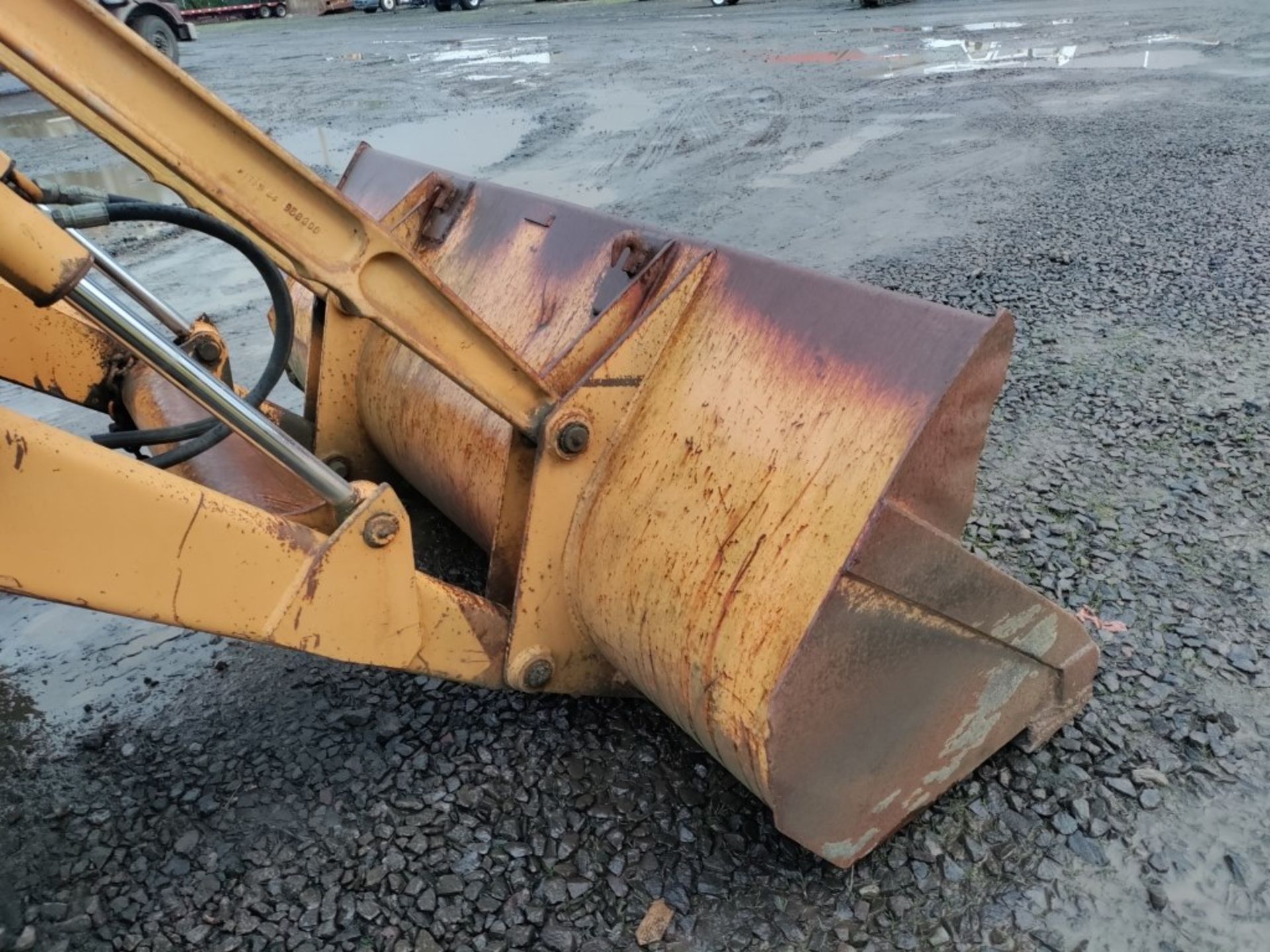 Case 580 Super E Loader Backhoe - Image 13 of 26