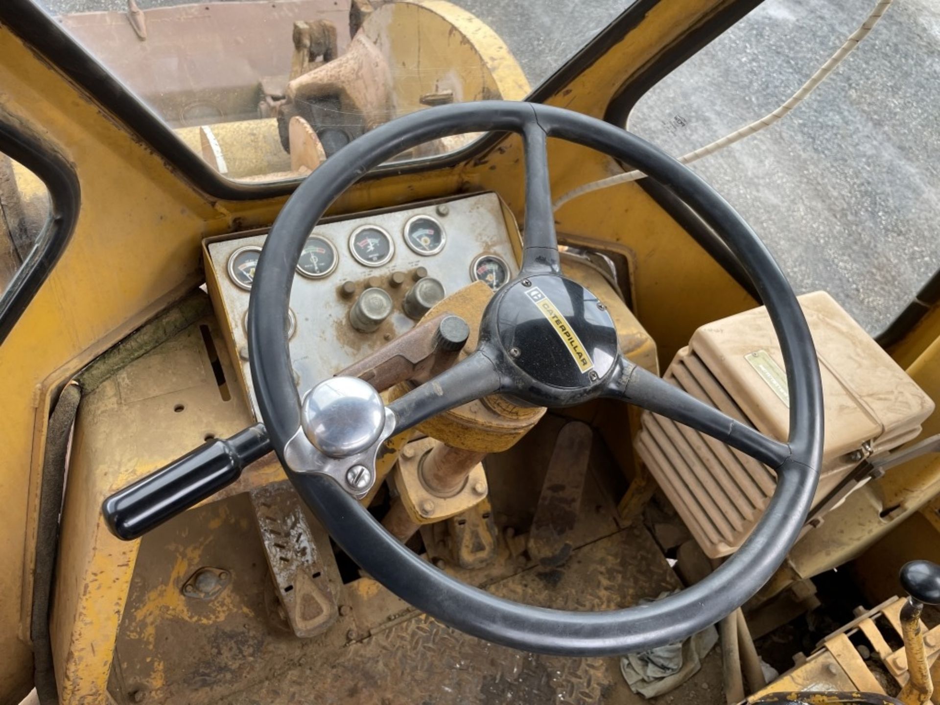 1972 Caterpillar 966C Wheel Loader - Image 23 of 29