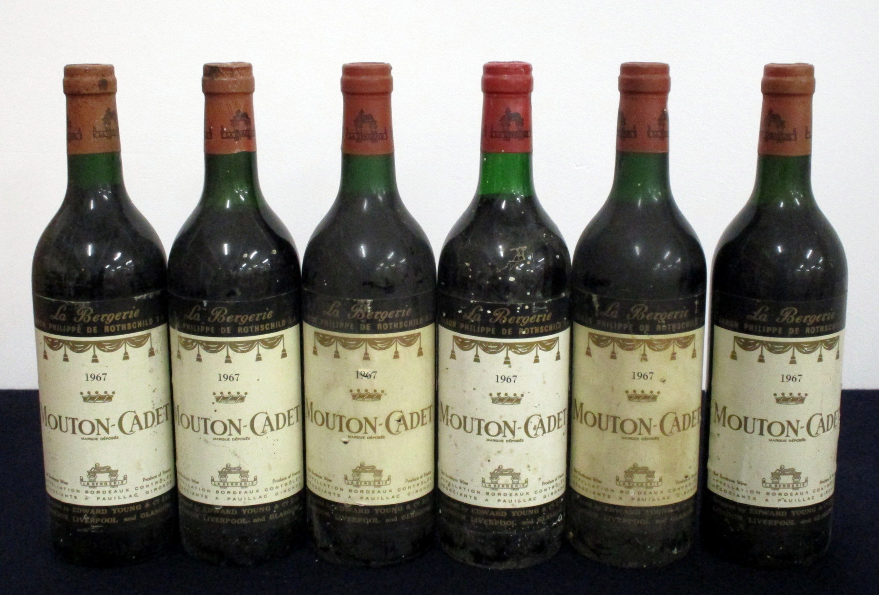 6 bts Mouton Cadet 1967 Bordeaux, 2 i.n, 2 vts, 2 ts, shipped by Edward Young & Co, bs/aged