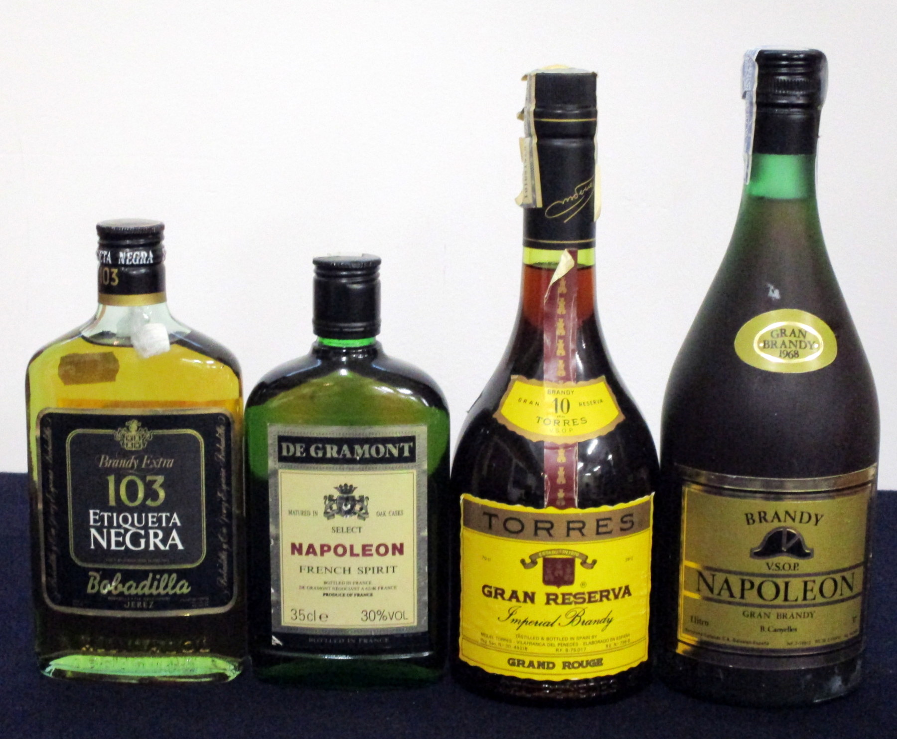 1 375 ml bt Bobadilla 103 Etiqueta Negra Brandy Extra 1 35 cl bt De Gramont Select Napoleon French