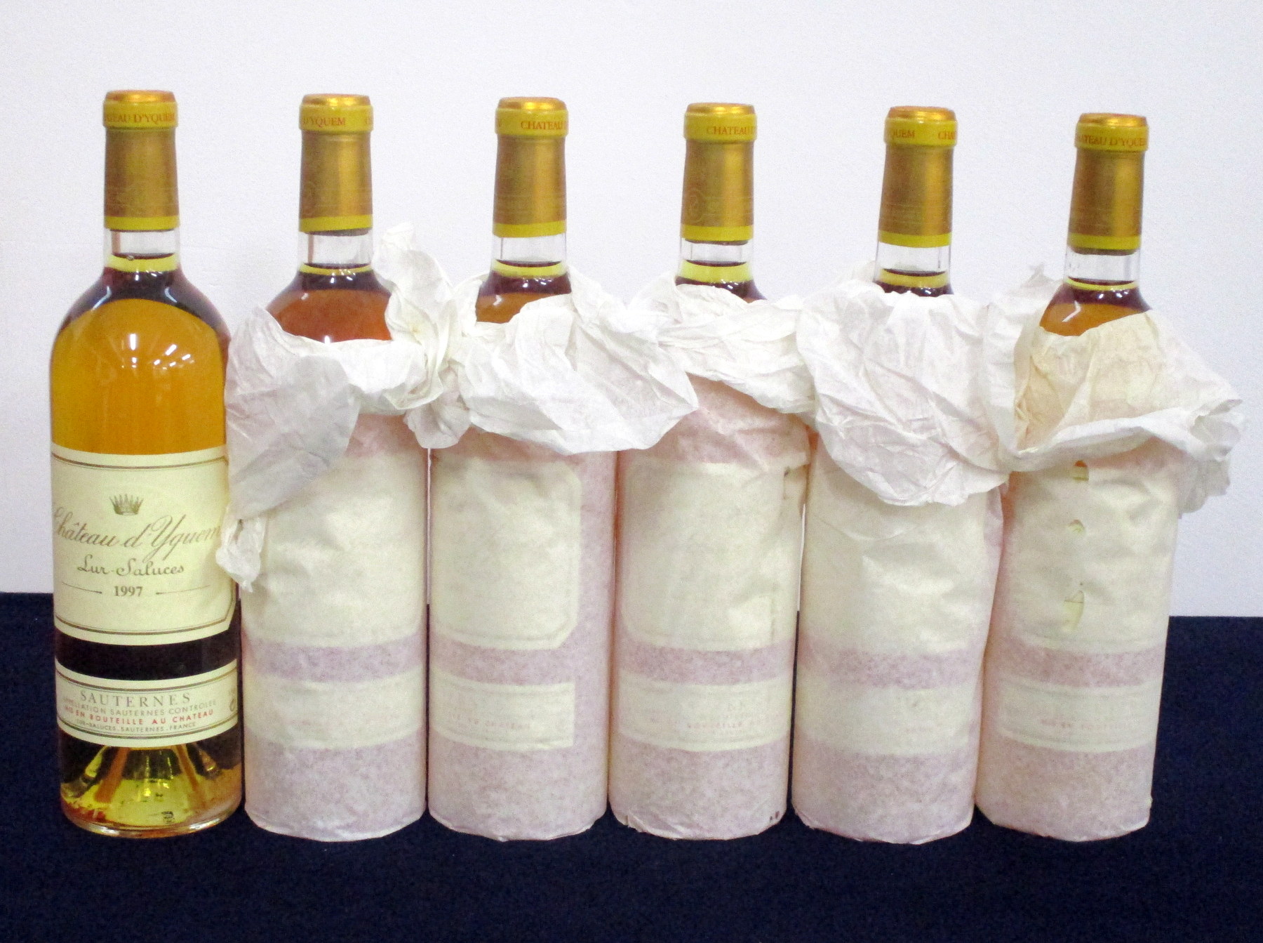 6 bts Ch. d'Yquem 1997 owc Sauternes 1er Grand Cru Classé i.n, OT