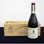 1 bt Châteauneuf-du-Pape Grande Cuvée - Hommage À Jacques Perrin Ch. de Beaucastel 2001 OT owc ts