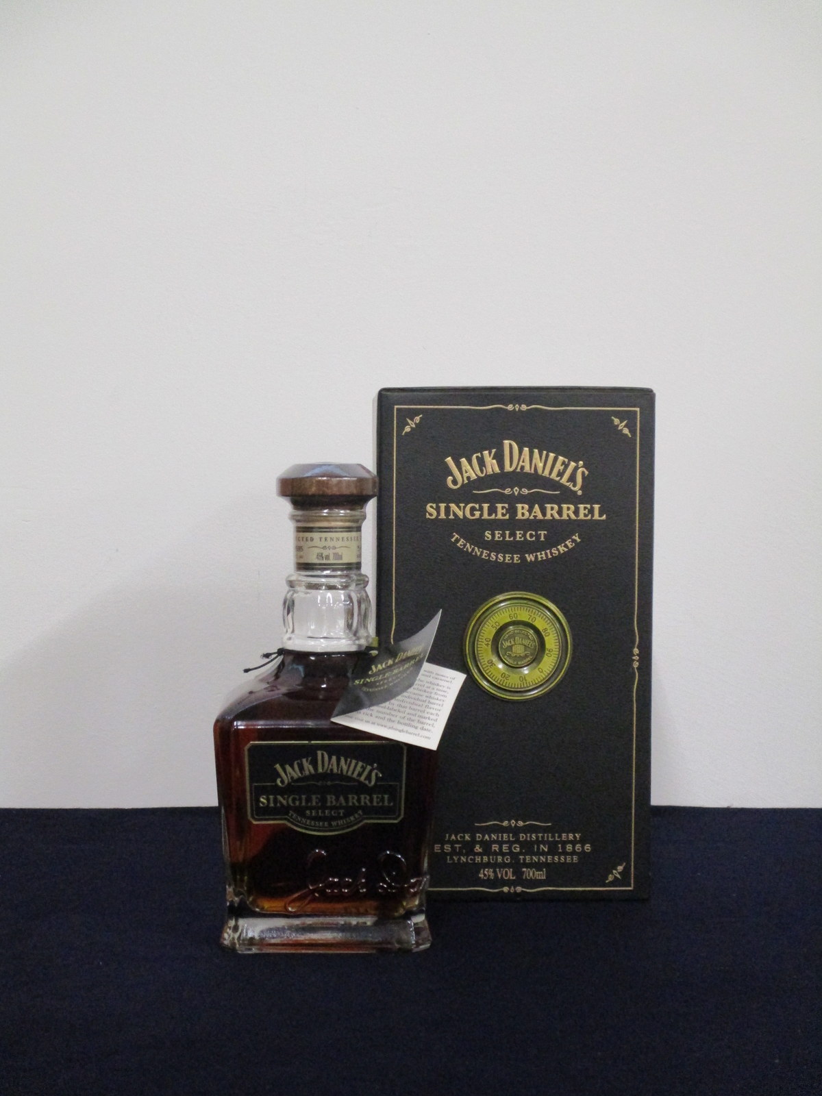 1 70-cl bt Jack Daniel's Single Barrel Whisky oc - Limited Edition 'Safe' presentation Case