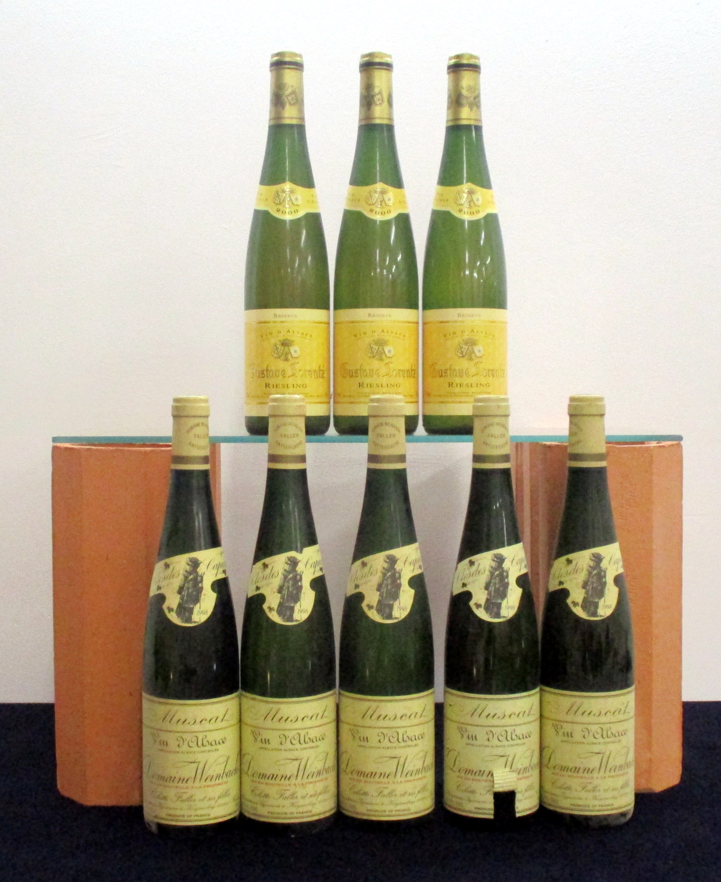 5 bts Dom Weinbach Muscat Clos des Capucins 1998 Colette Faller & Ses Filles torn/sl bs 3 bts - Image 2 of 2