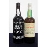 1 bt D'Oliveiras Tinta Negra Seco 1997 1 bt H. M. Borges Sucs LDA Sercial Solera 1915 Dry Madeira