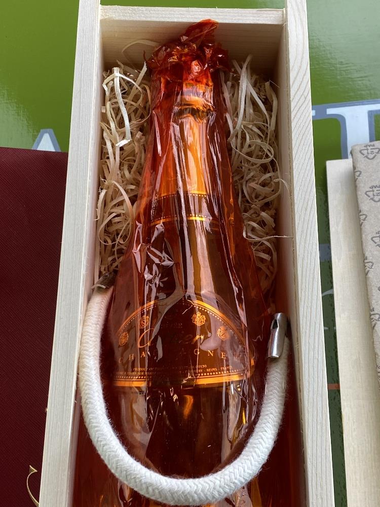 Cartier Crystal Champagne Unopened In Original Wooden Box & Packaging - Image 3 of 3