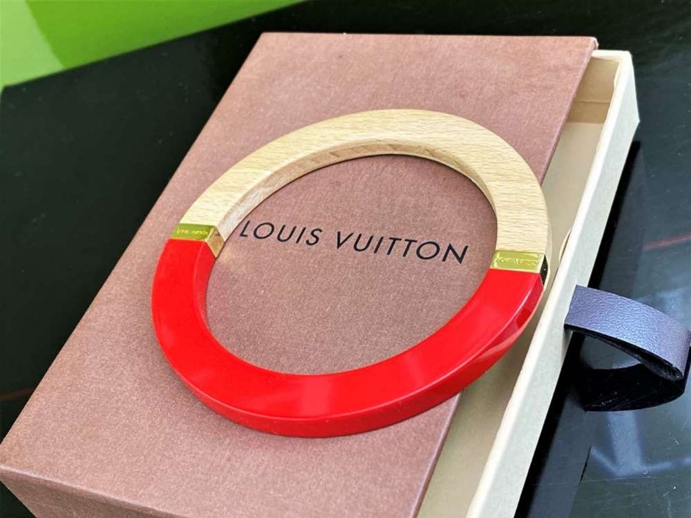 Louis Vuitton Red And Wood Bangle Bracelet With Gold Trim - Image 5 of 5