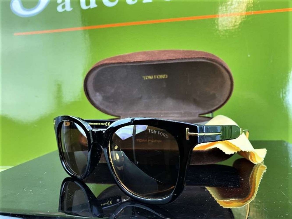 Tom Ford Designer Sunglasses & original Packaging Ex Display Example